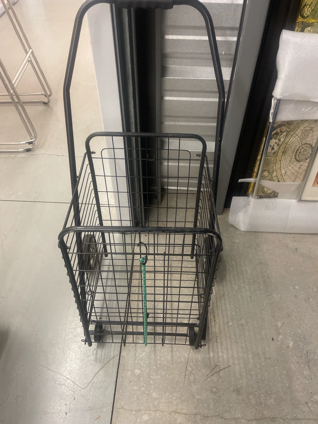 Black Metal Shopping Cart