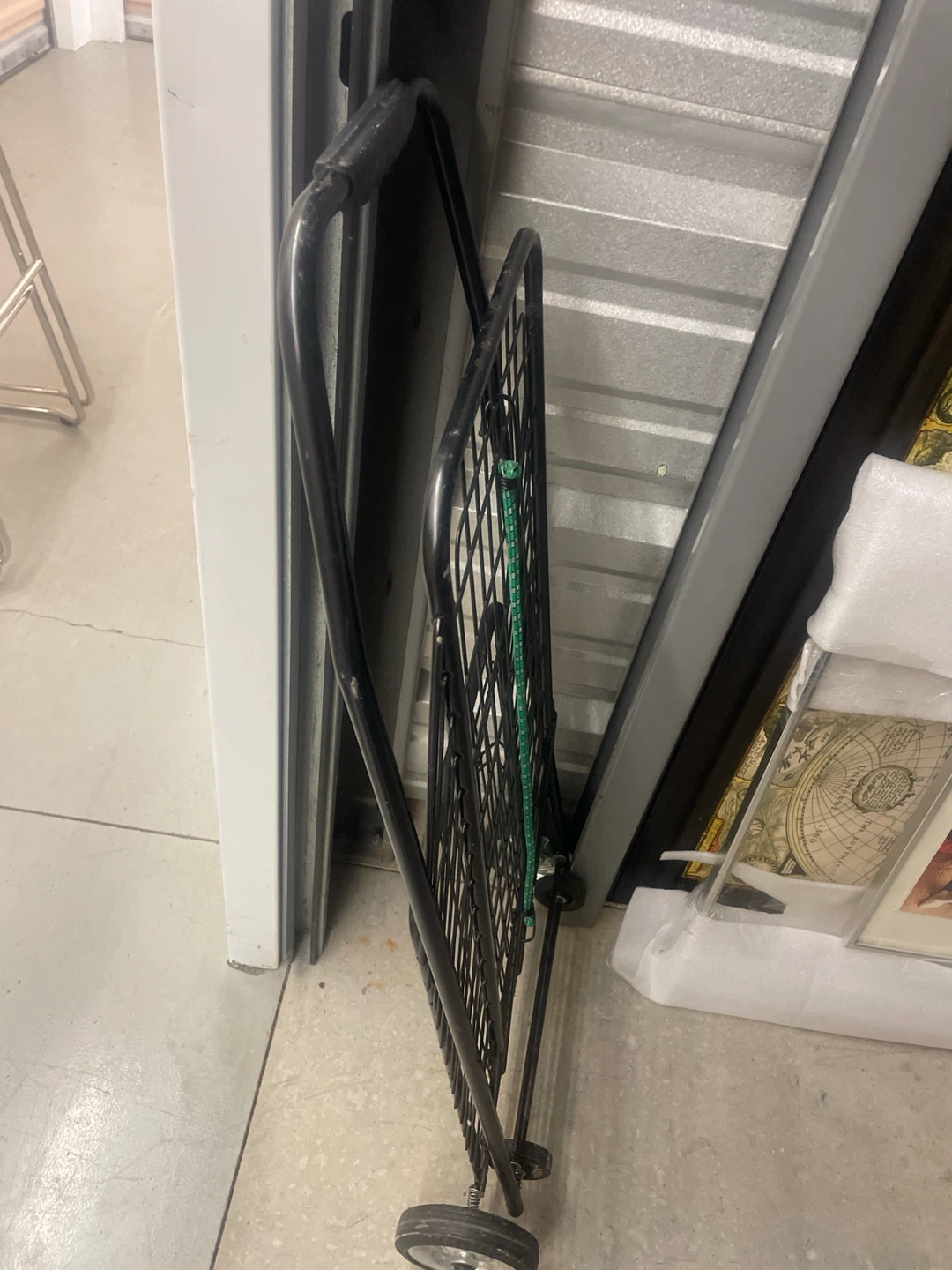 Black Metal Shopping Cart - photo 2