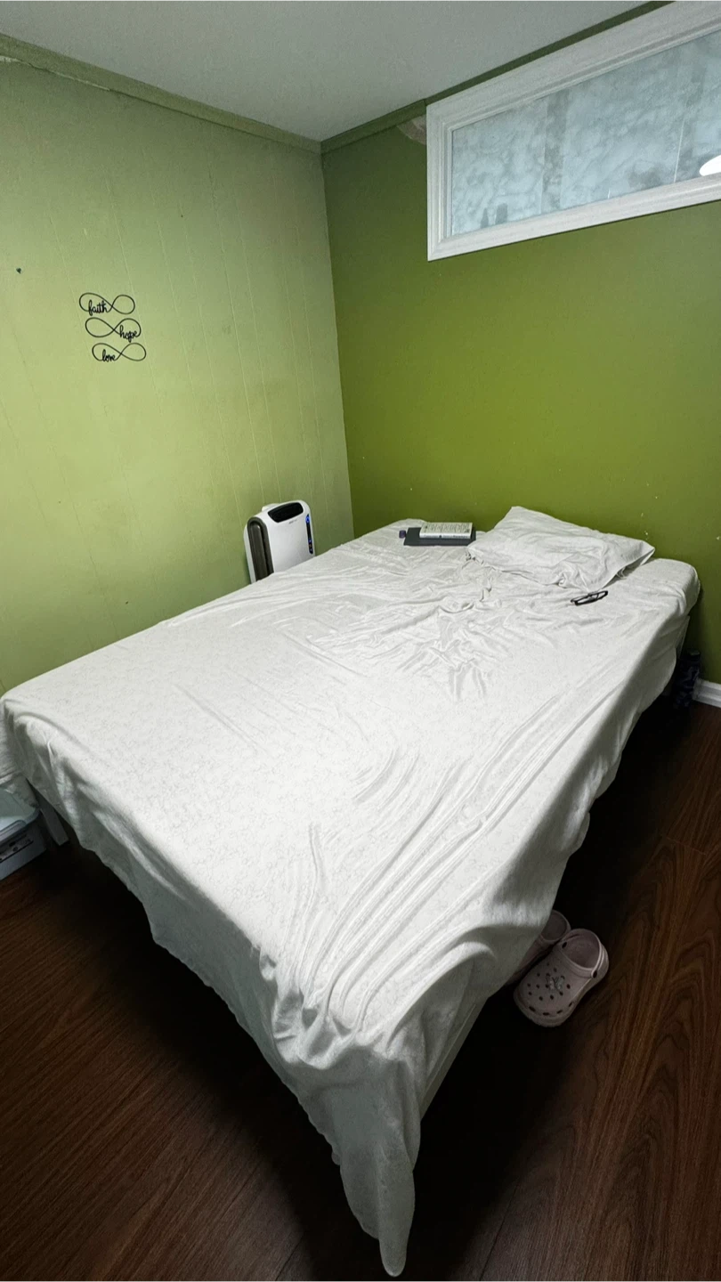 White Metal Bed Frame Nd Mattress
