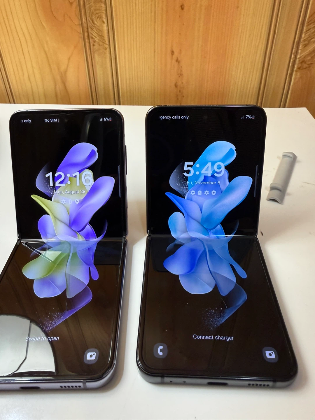 Samsung Galaxy Z Flip 4 5G 128GB - photo 3