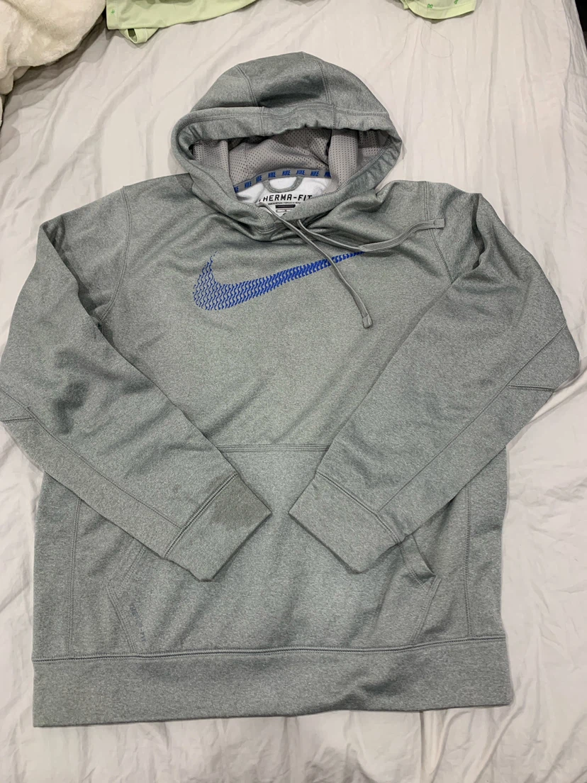 Nike Therma-Fit Grey Hoodie - Size M - photo 2