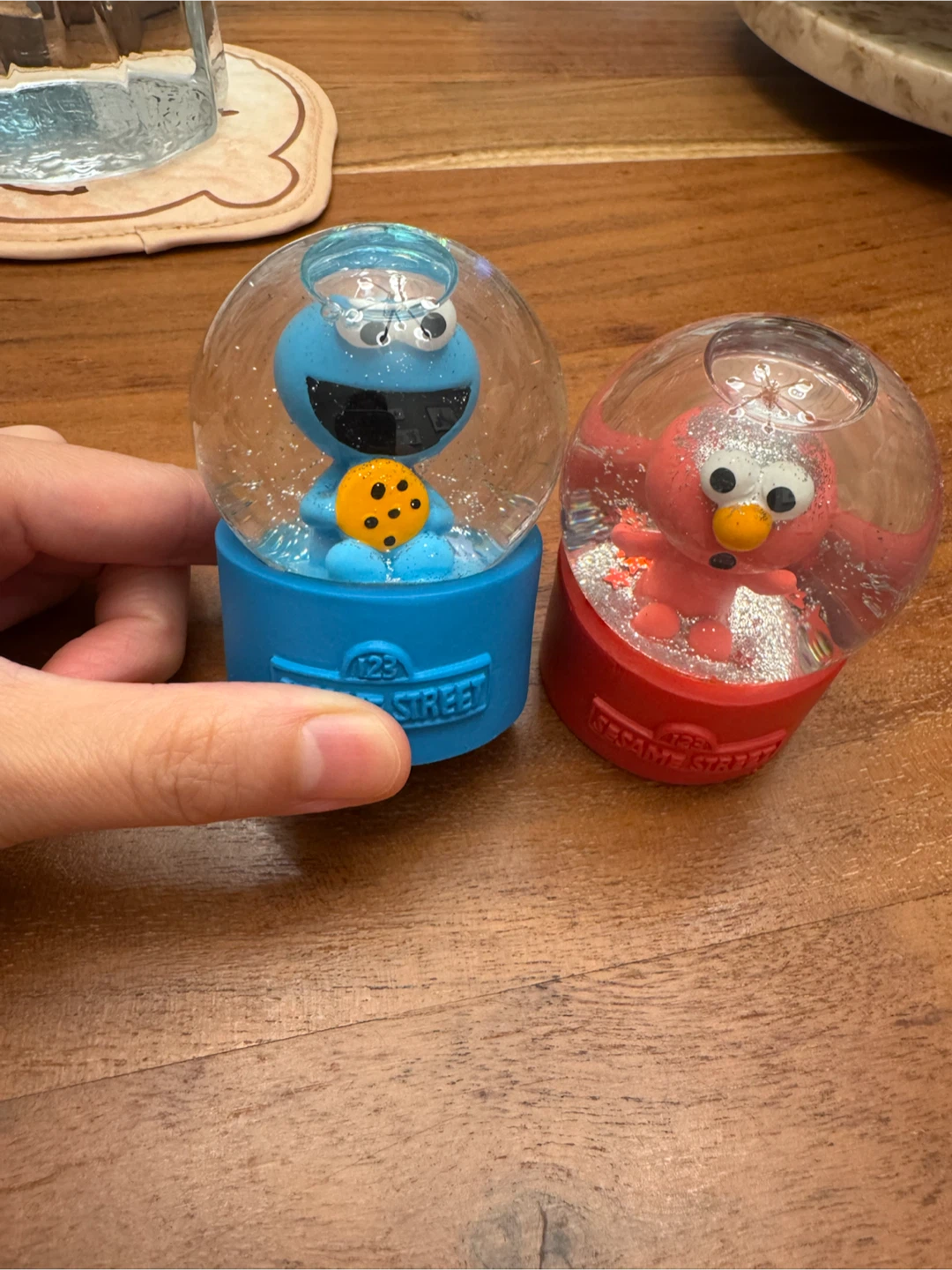 Sesame Street Cookie Monster & Elmo Snow Globes (Set of 2) - photo 3
