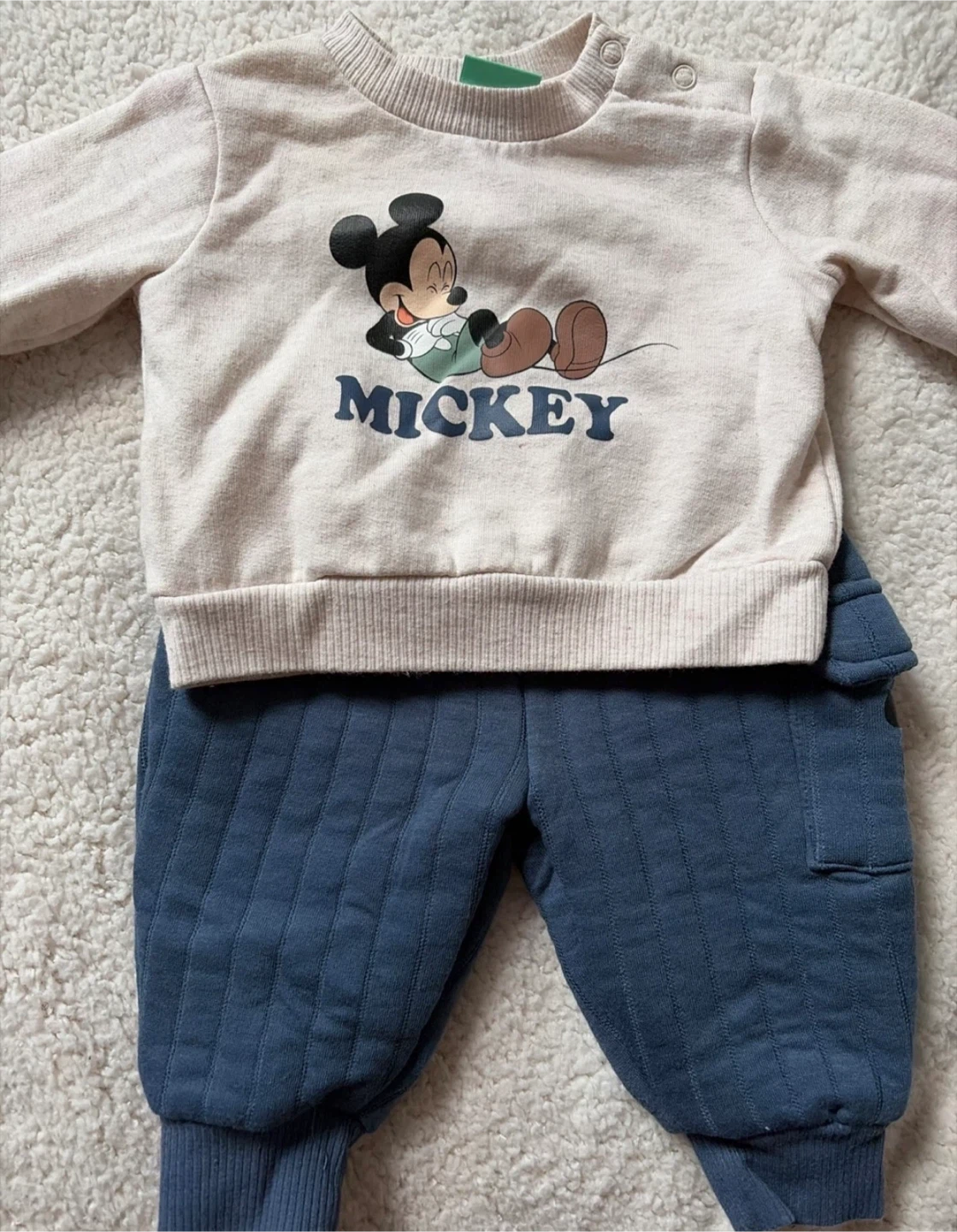 Disney Mickey Mouse Sweatshirt and Pants Set