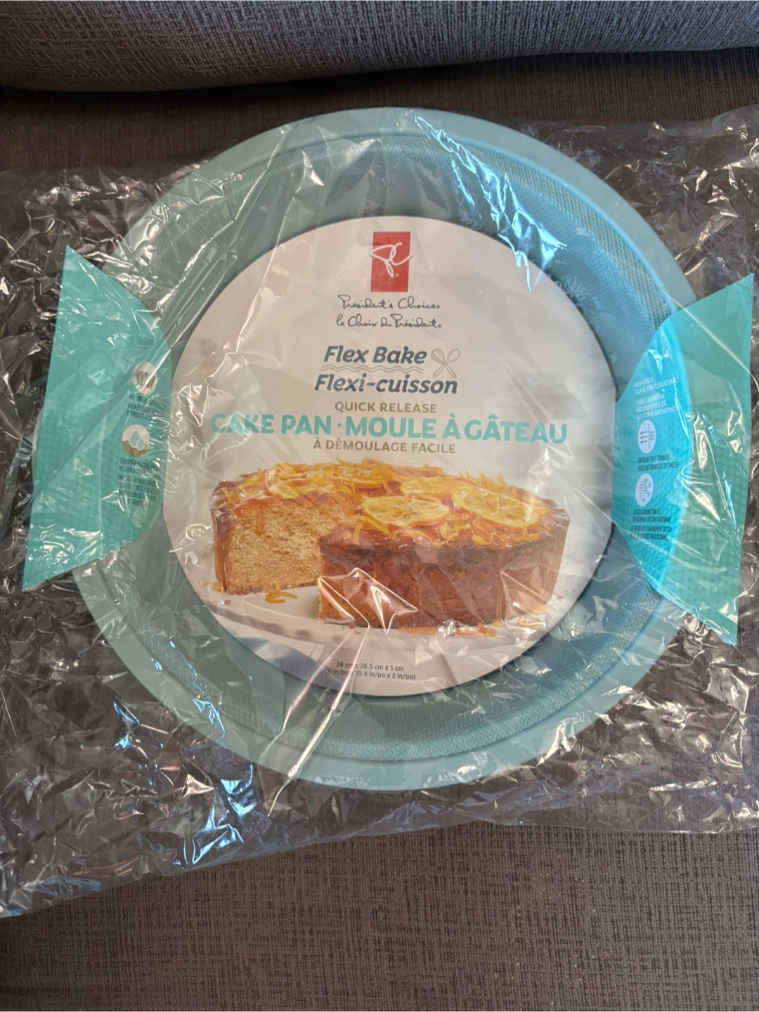 President's Choice Flex Bake Cake Pan