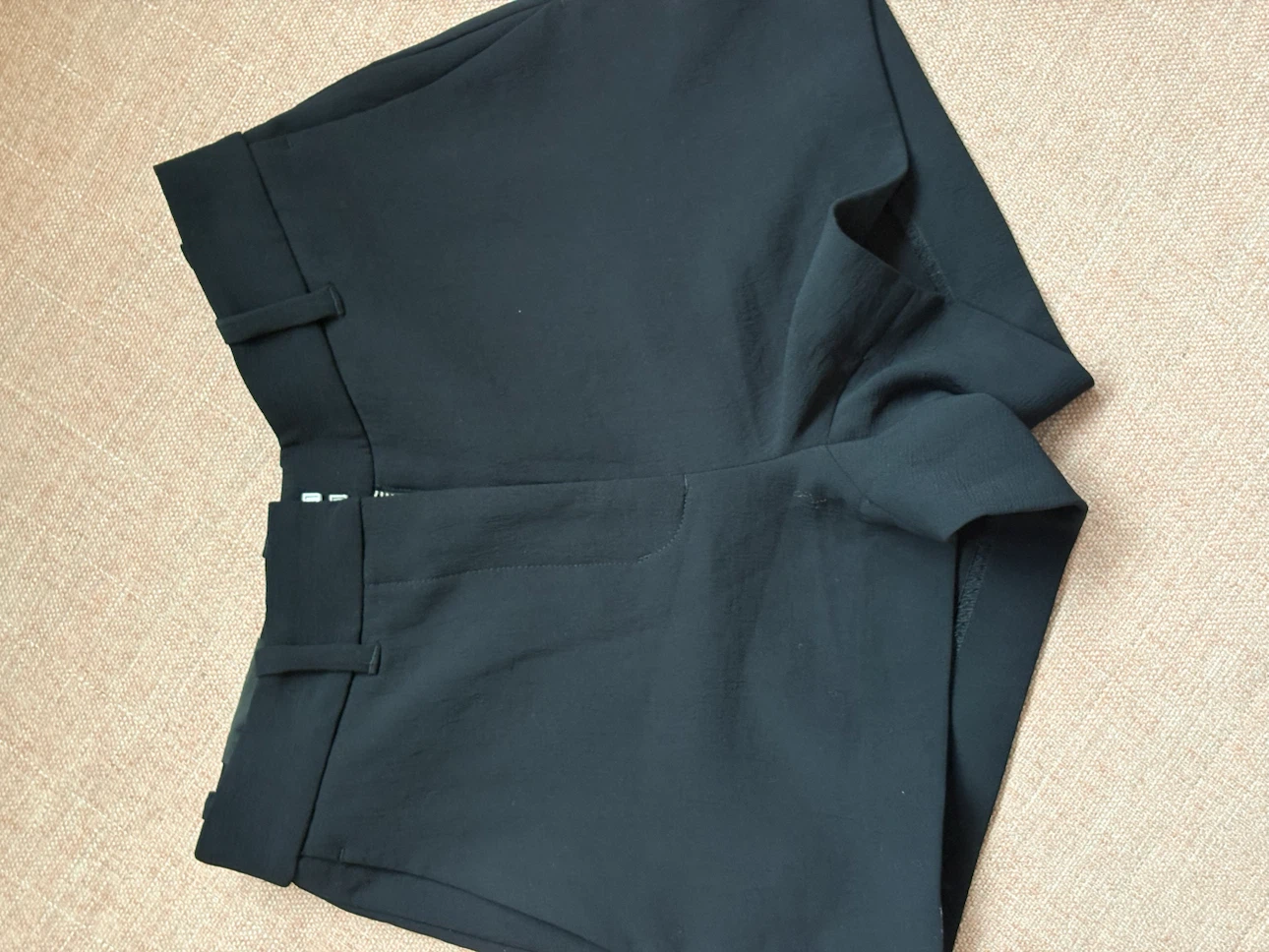 Aritzia Crepette Black Shorts Size 0