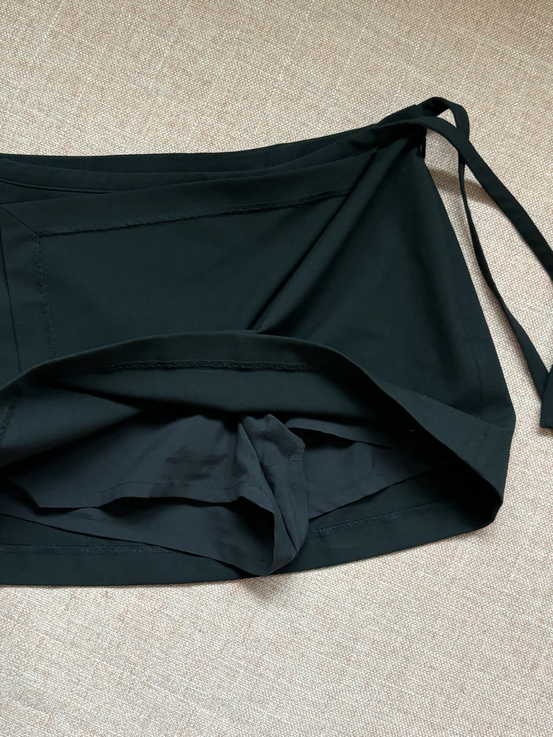 Babaton Aritzia Black Skort - photo 4