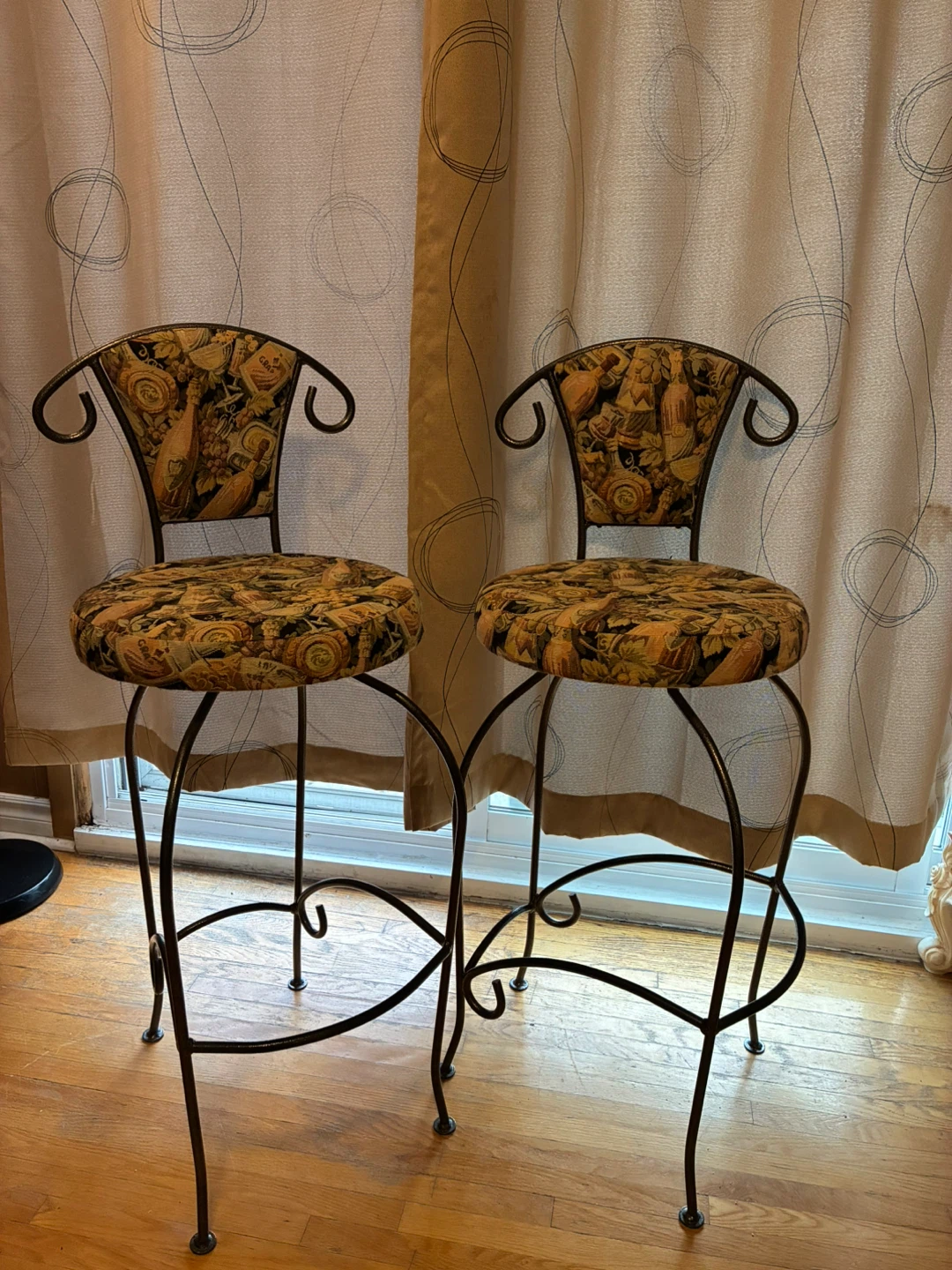 Set of 2 Wrought Iron Bar Stools – Wine / Tuscan Style
