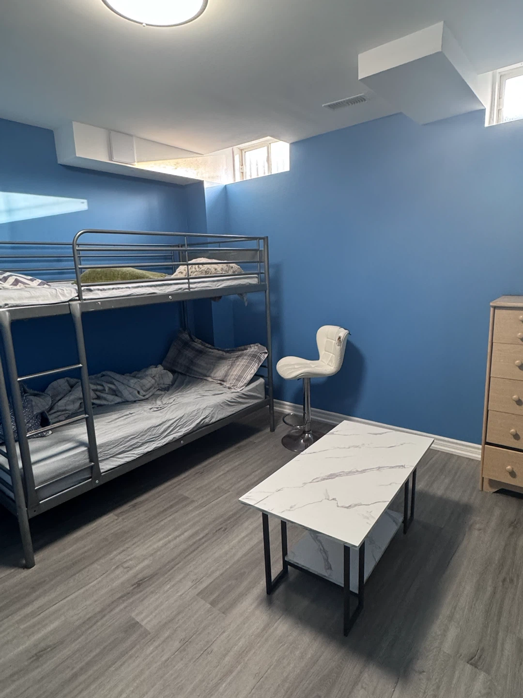 Two-bedroom basement to let - photo 5