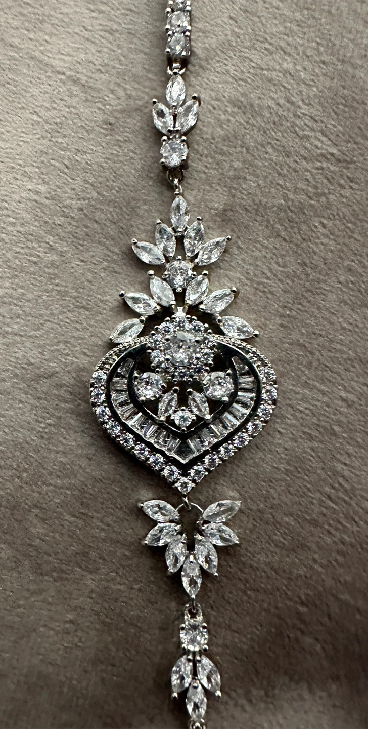 Sparkly Silver Heart Bracelet with Clear Crystals - photo 2
