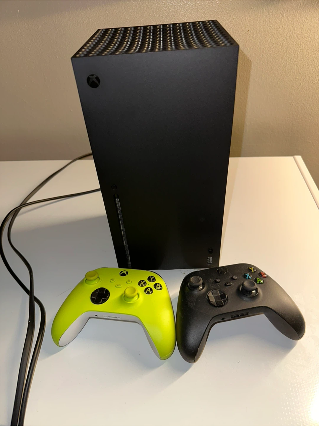 Xbox Series X - Hardly Used
