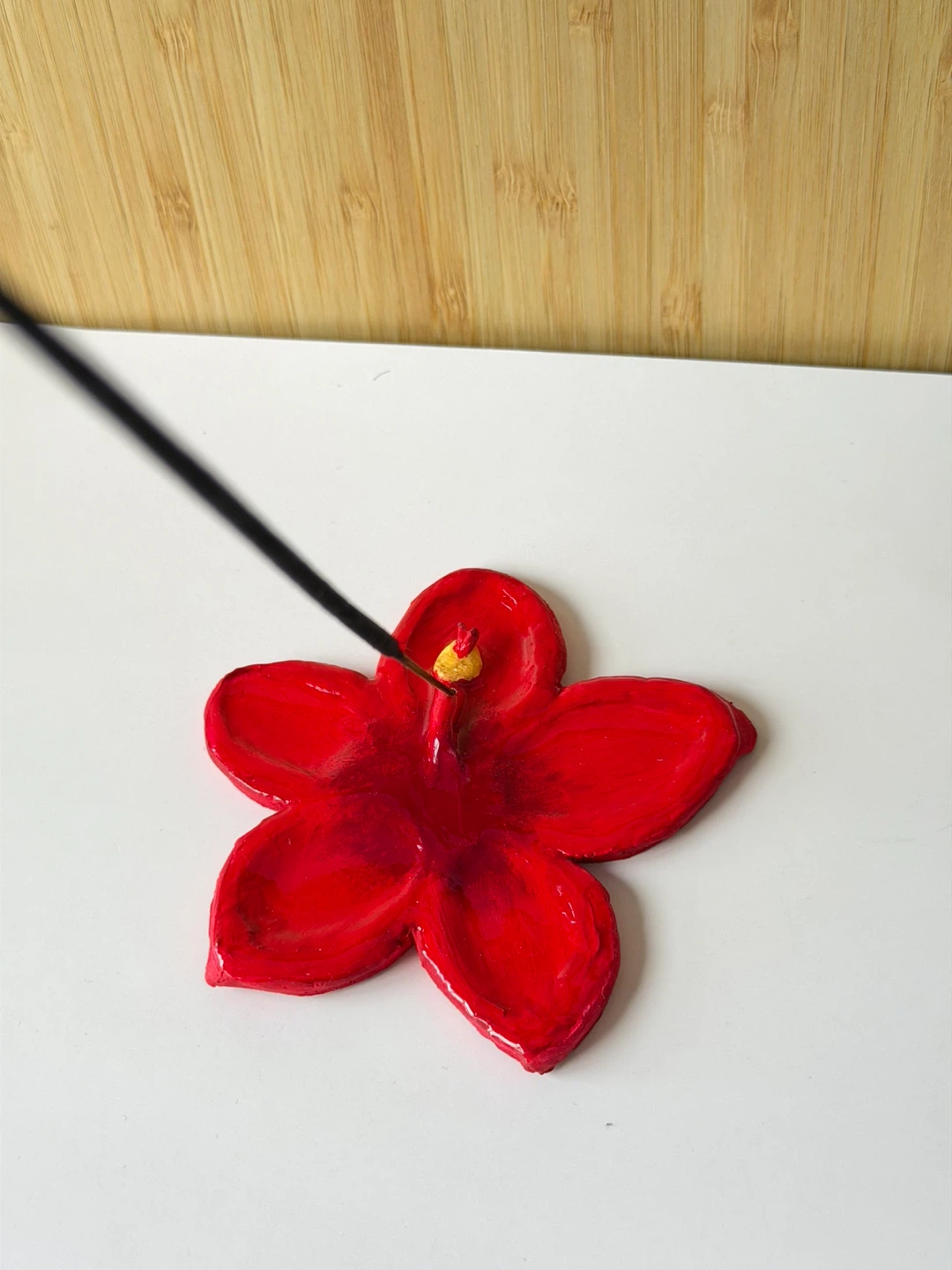 Red Hibiscus Flower Incense Holder - photo 2