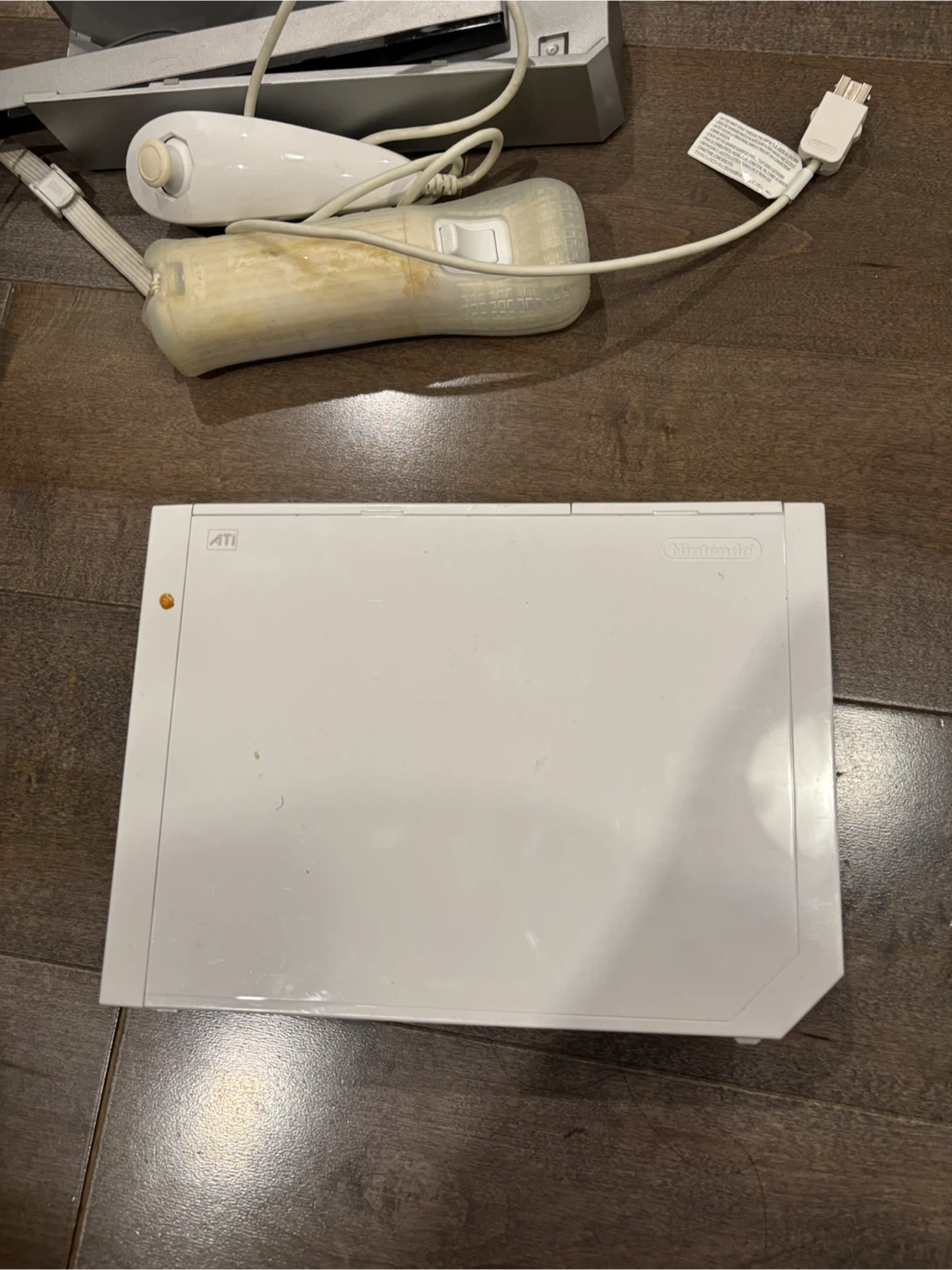 Nintendo Wii Console - photo 2