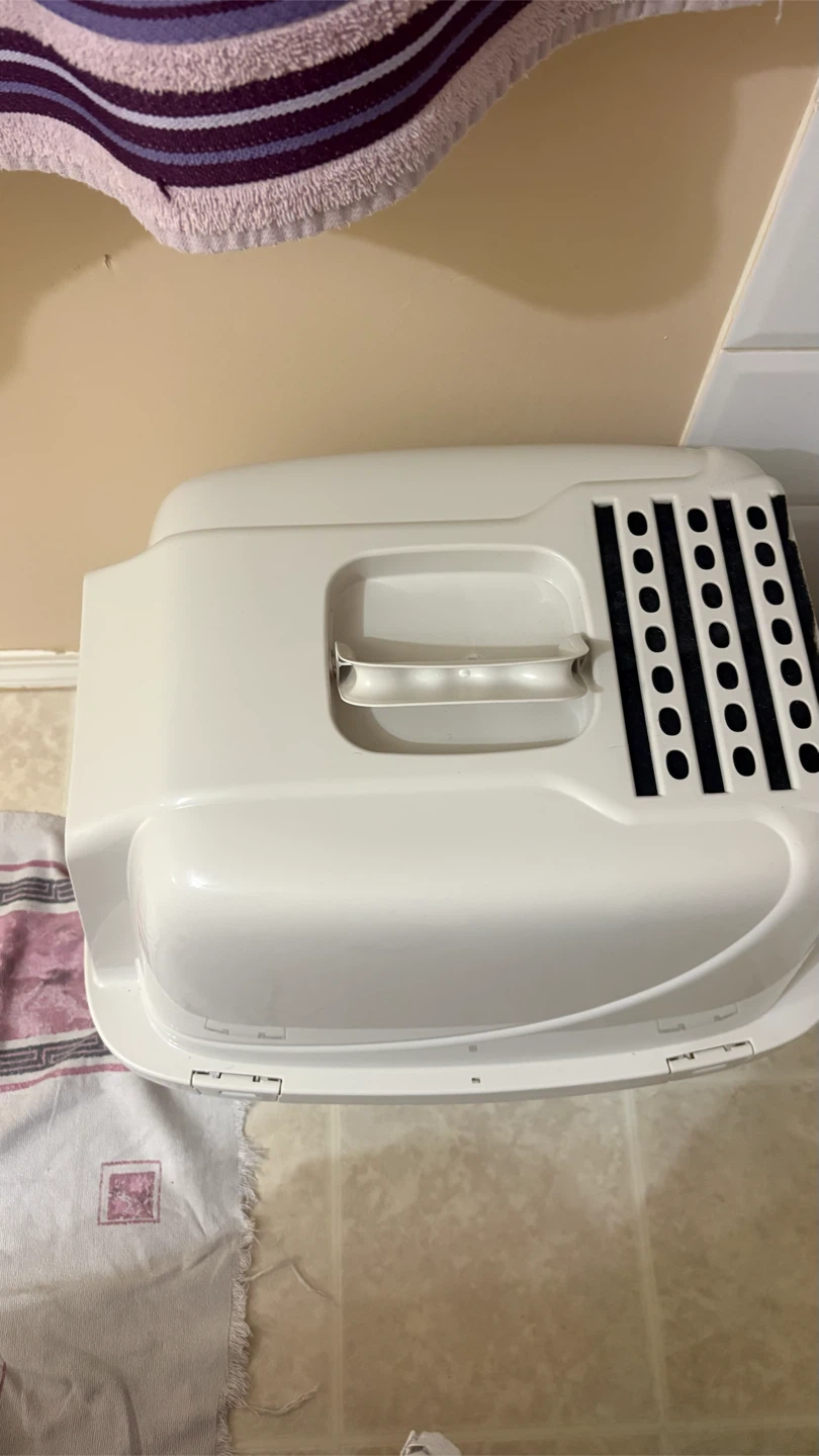 Enclosed Cat Litter Box - photo 2
