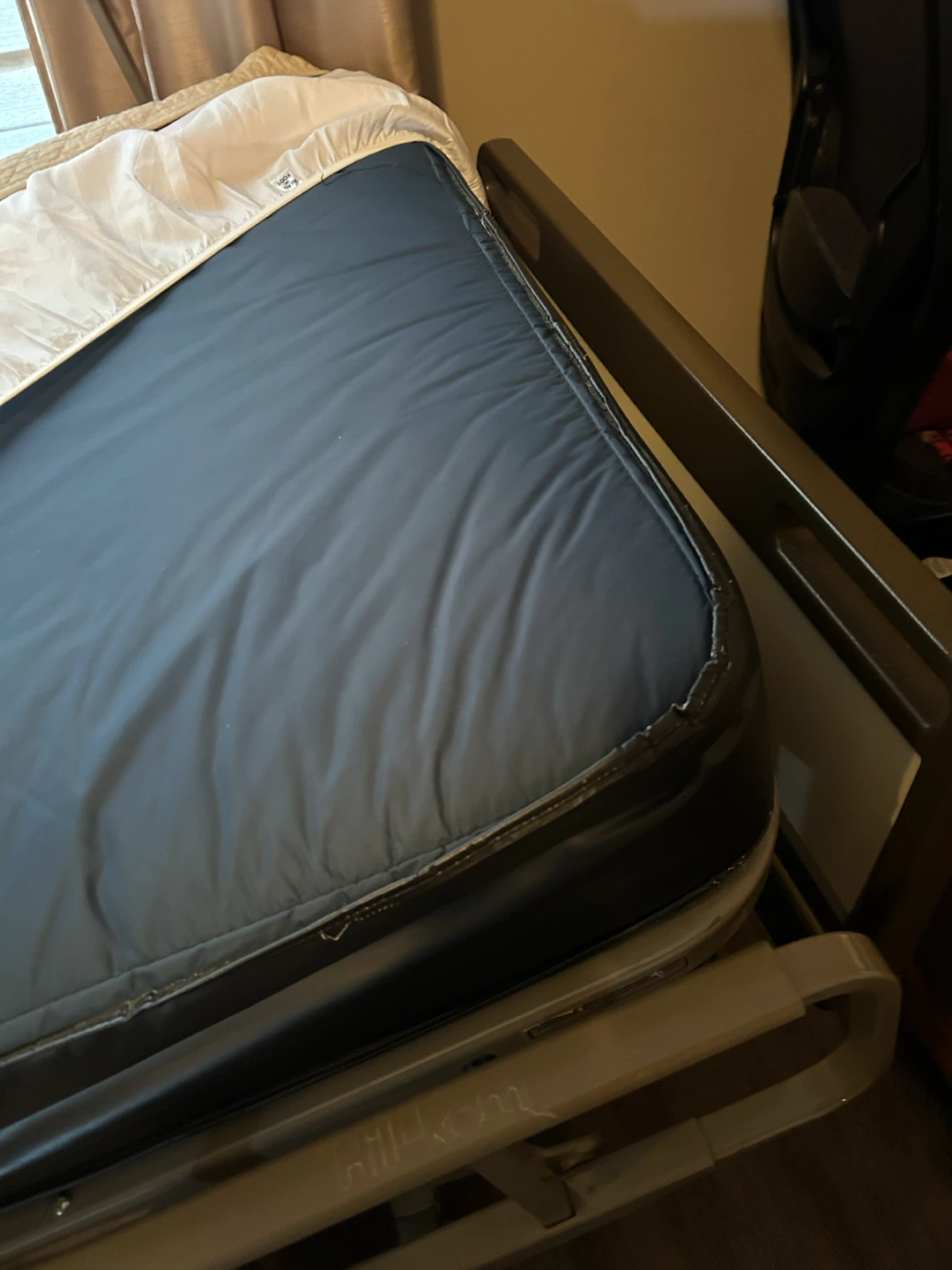 Adjustable bed - photo 5