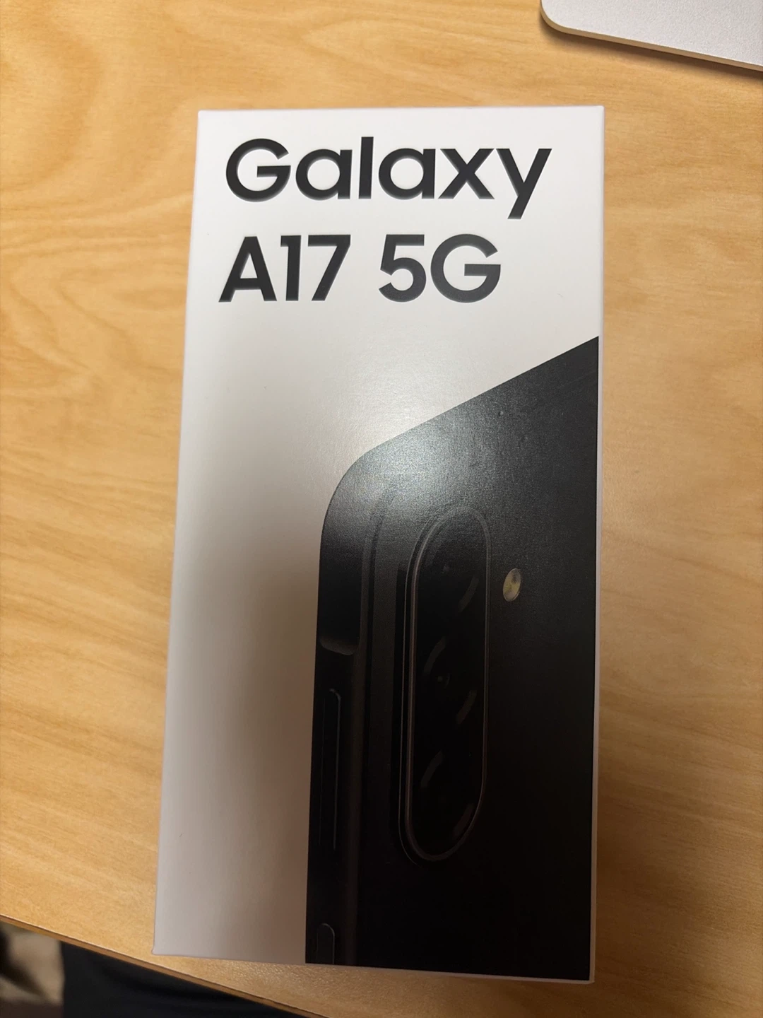 Samsung Galaxy A17 5G Cell Phone