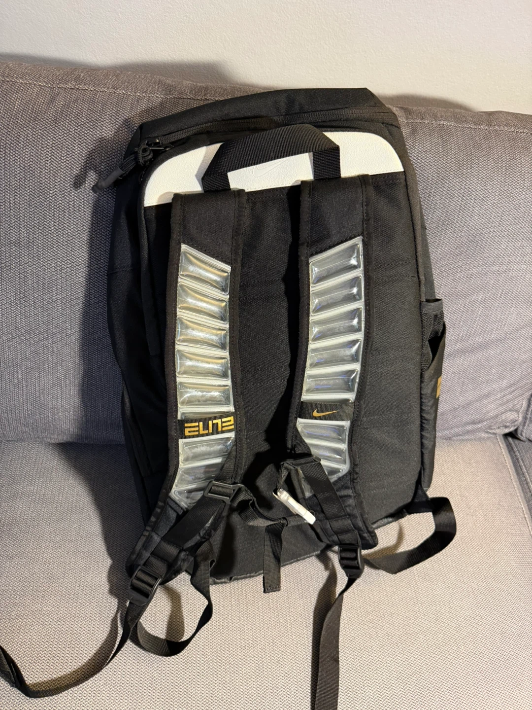 Nike Elite Backpack Black Gold - photo 5