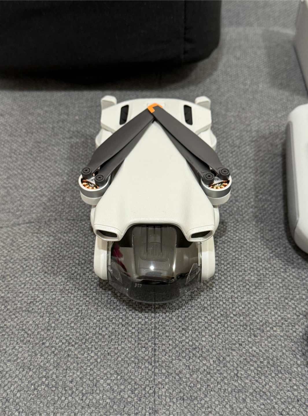DJI Mini 3 Fly More Combo - Like New - photo 3