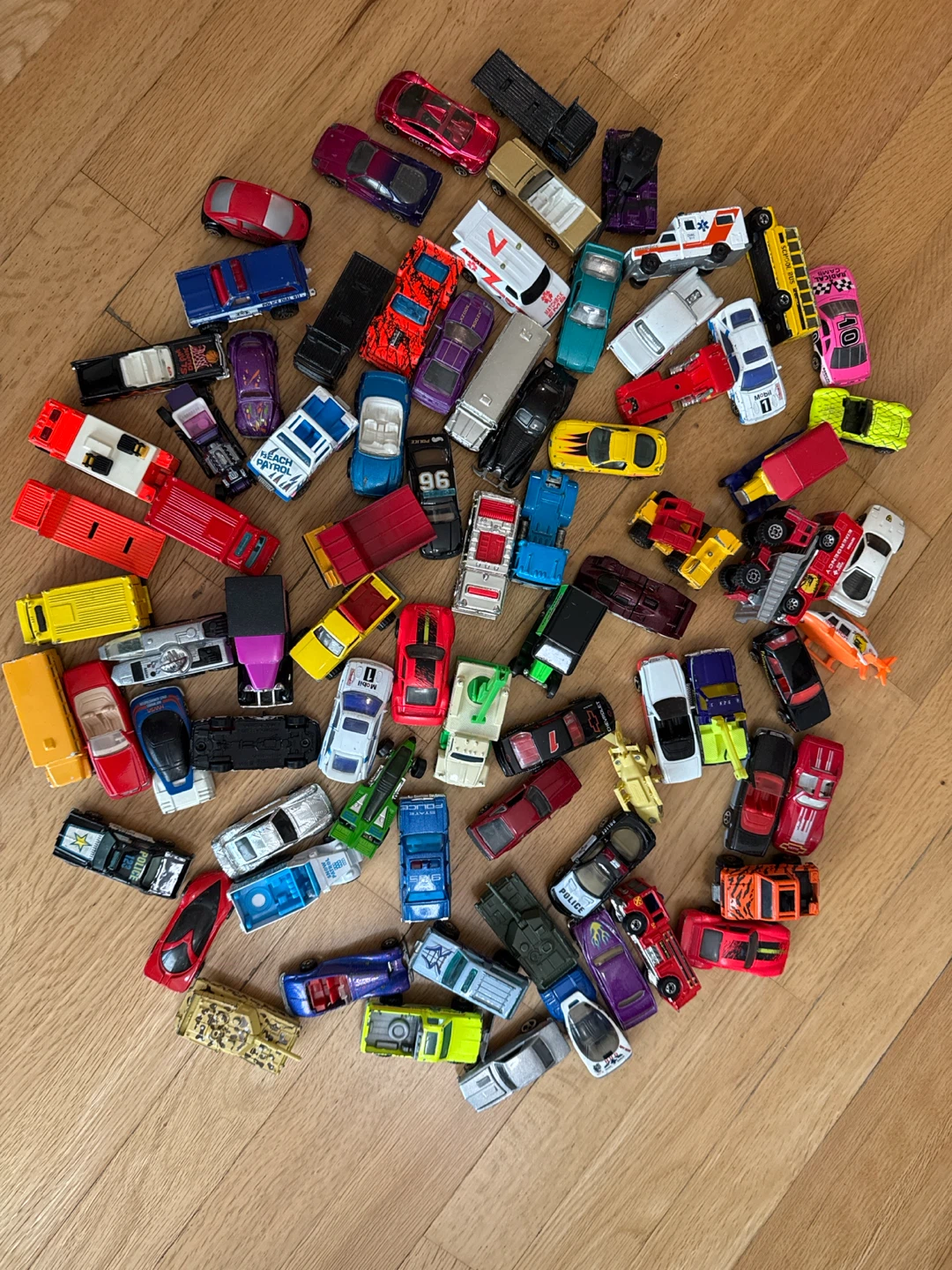 Large Collection of Die-Cast Toy Cars - 80 count - photo 4
