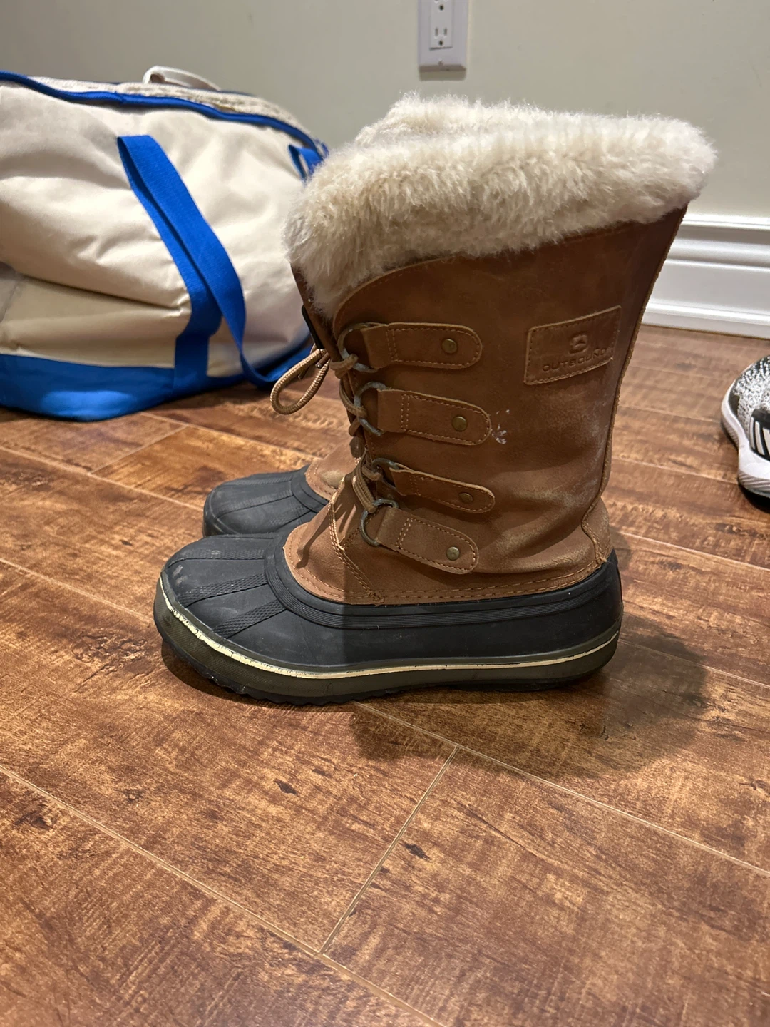 Outbound Women's Winter Boots