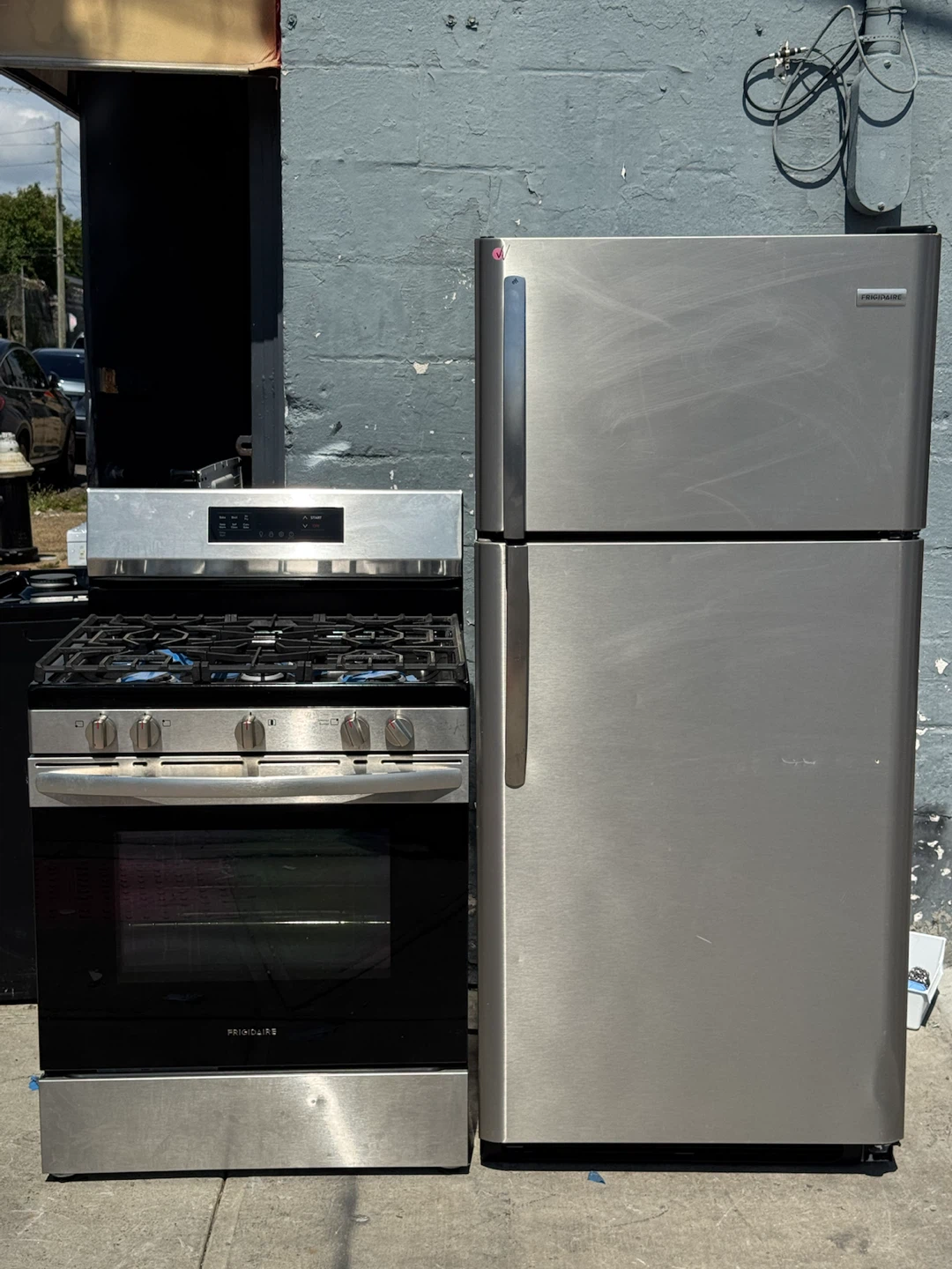 Frigidaire combo unit - photo 2