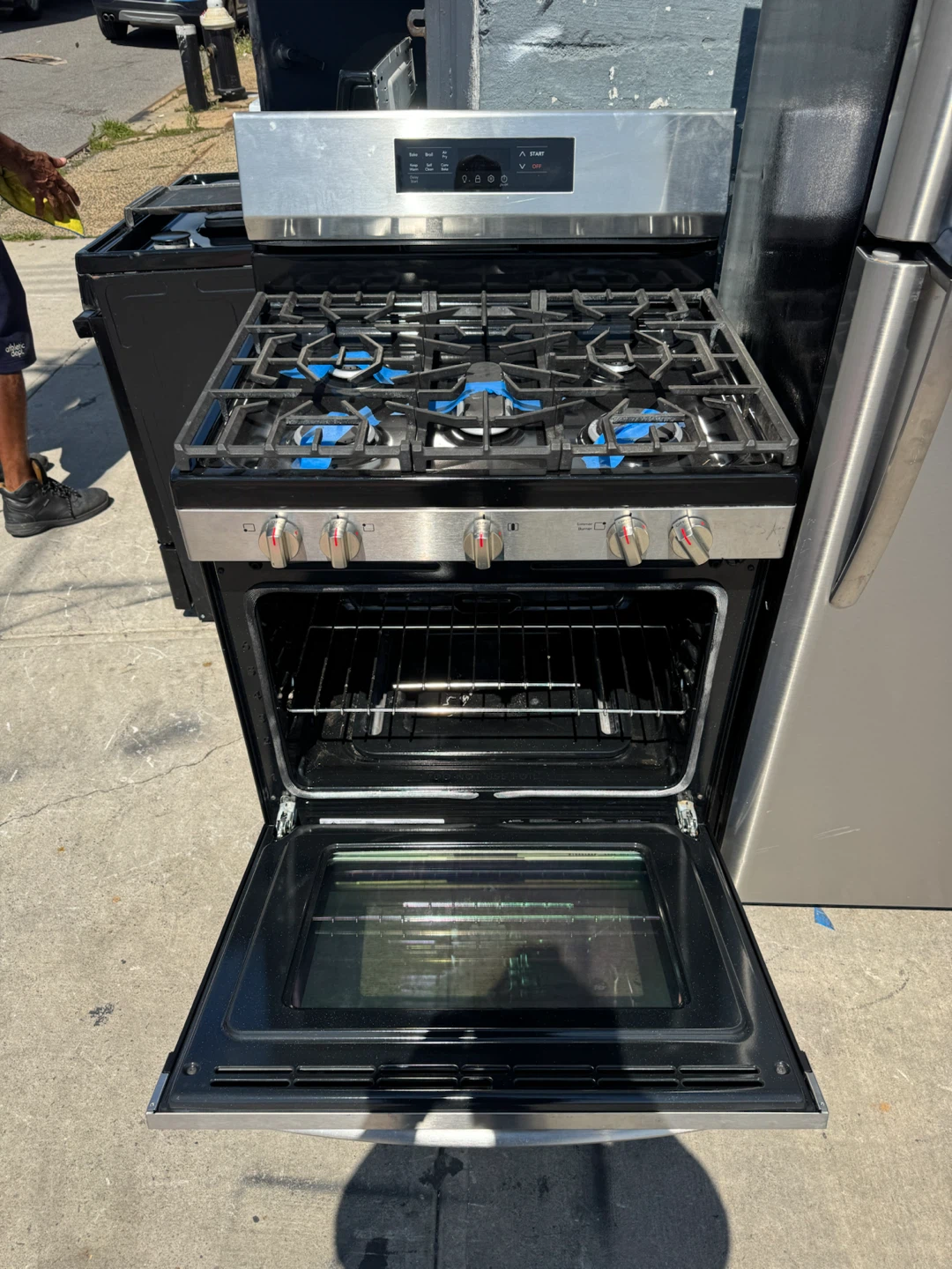 Frigidaire combo unit - photo 4