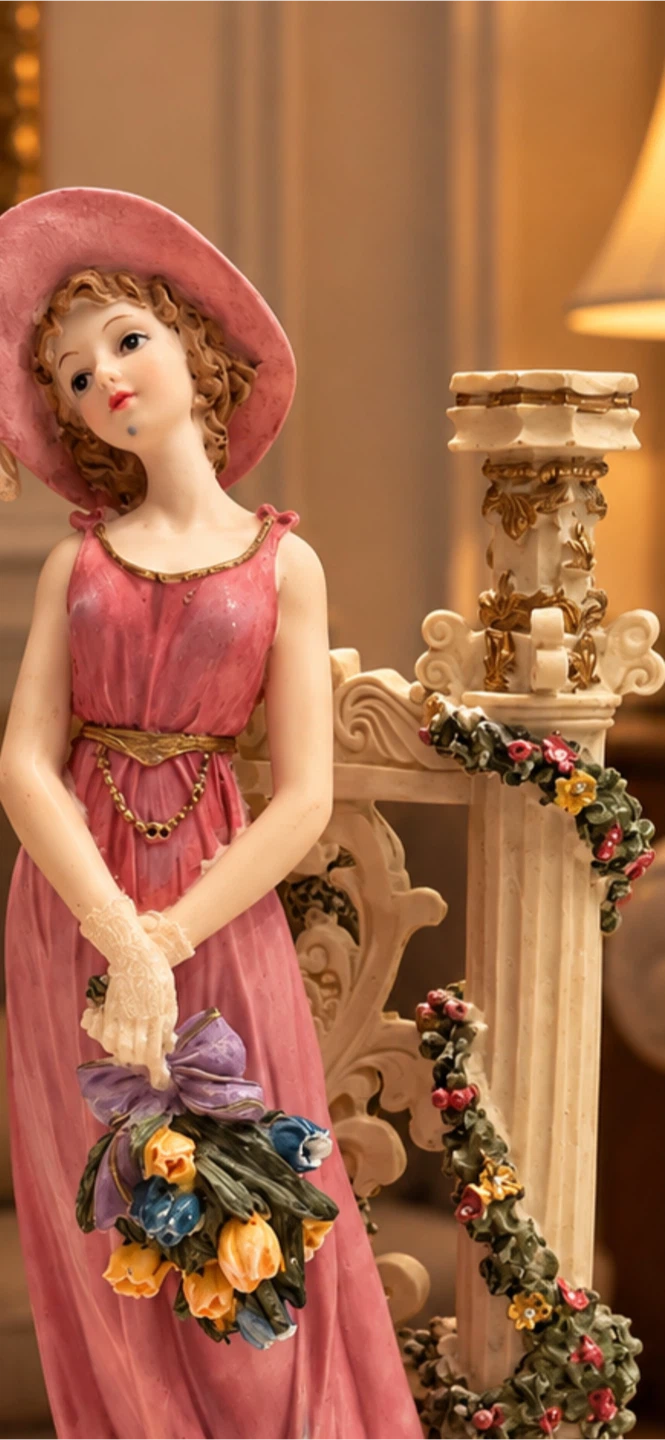 Adeline Collection Figurine - photo 2