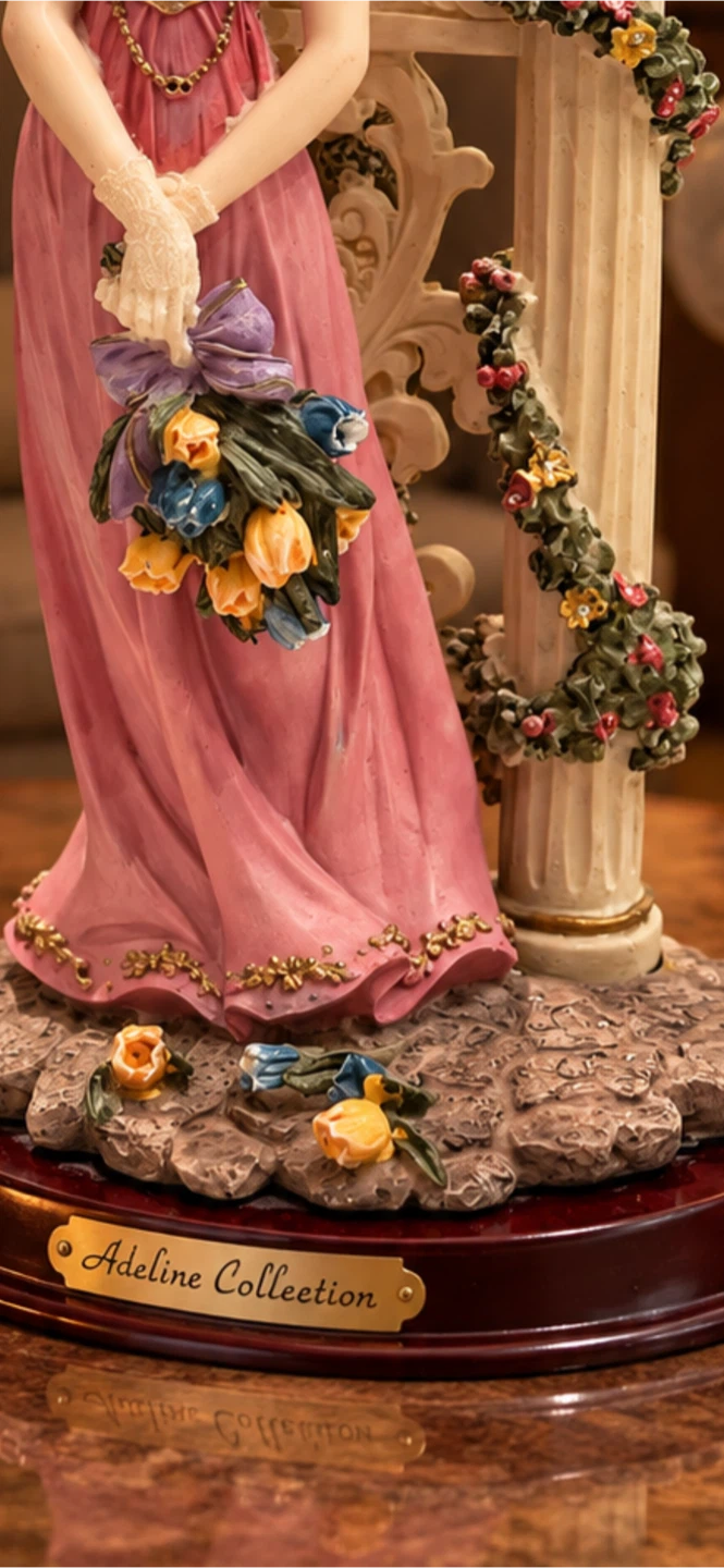 Adeline Collection Figurine - photo 3
