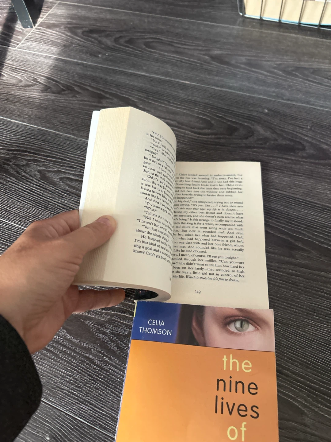 The Nine Lives of Chloe King 3-Book Collection - photo 4