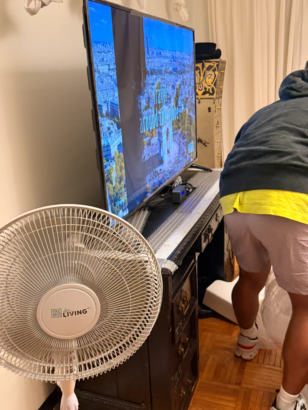 RCA 55" LED UHD TV - Damage