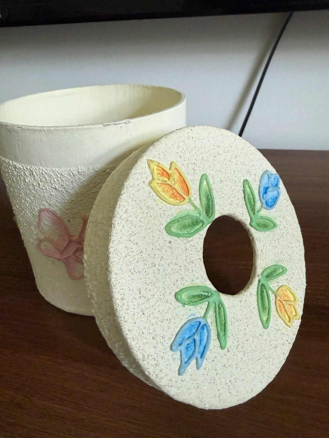 Decorative Floral Tissue Box Holder - photo 2