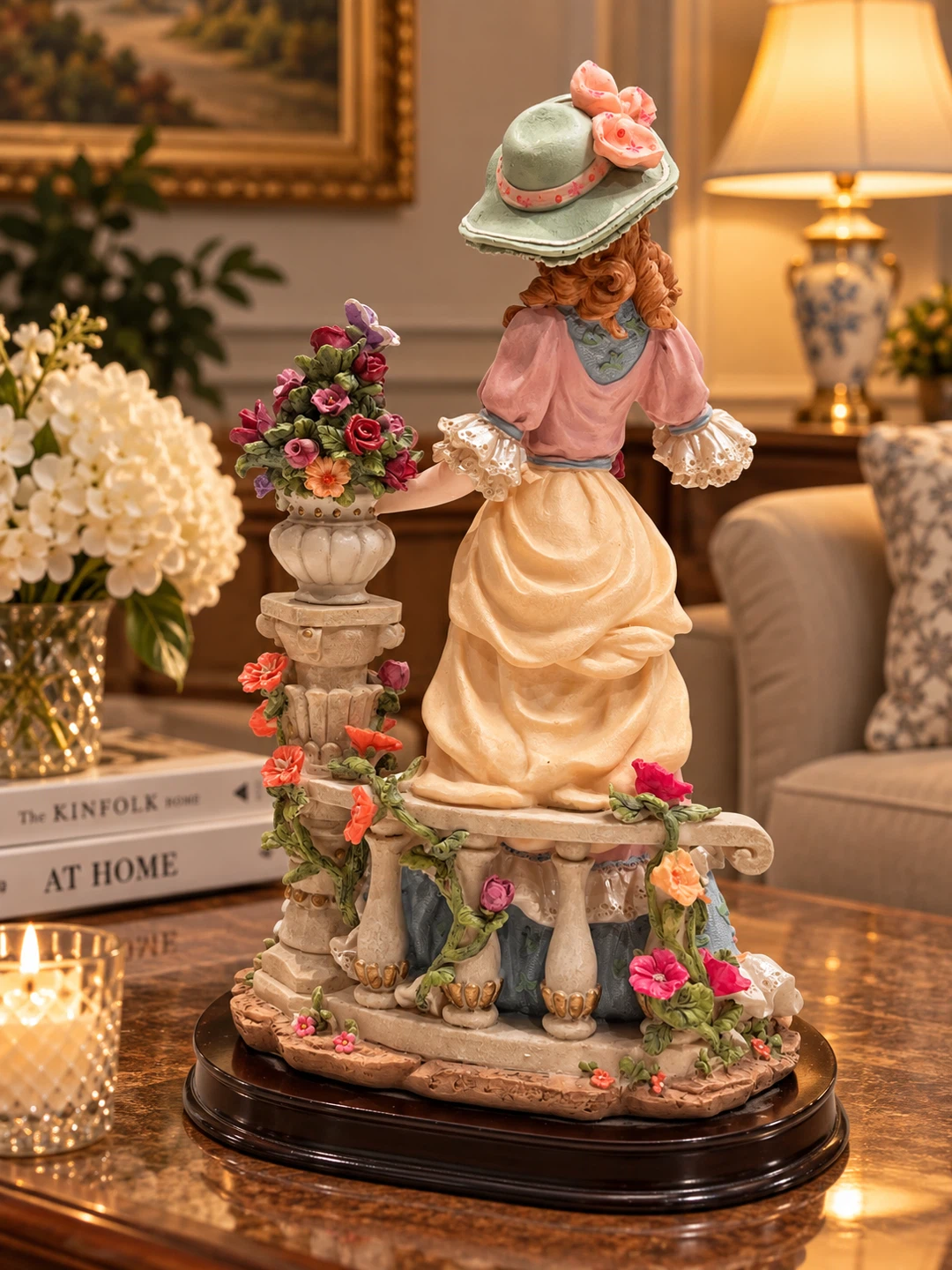 🌸 Adeline Collection Elegant Lady Figurine - photo 3