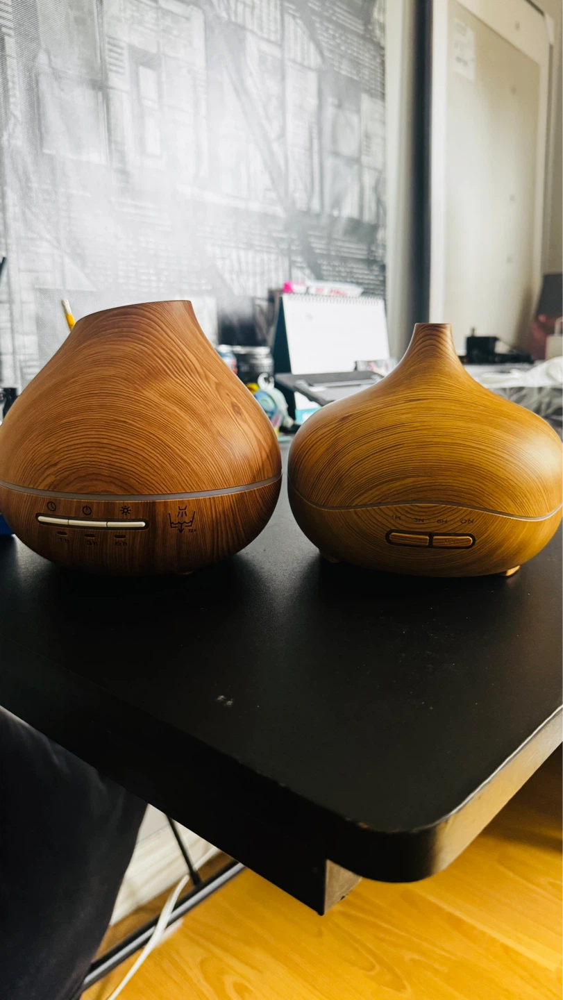 Ultrasonic Aroma Diffuser With Wood Grain Finish
