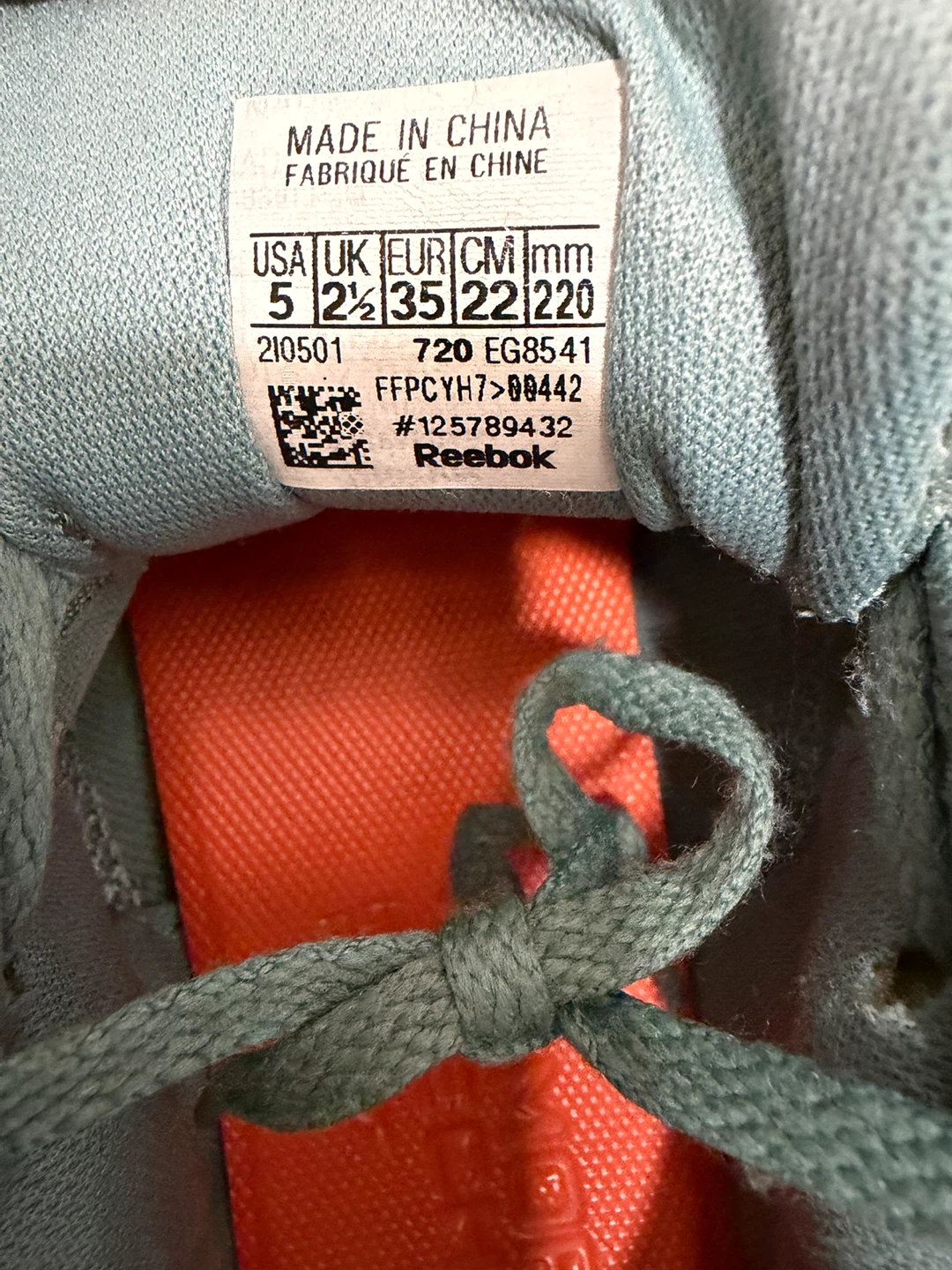 Two Pairs of Kids Sneakers (Reebok Size 5, Size 4) - photo 2