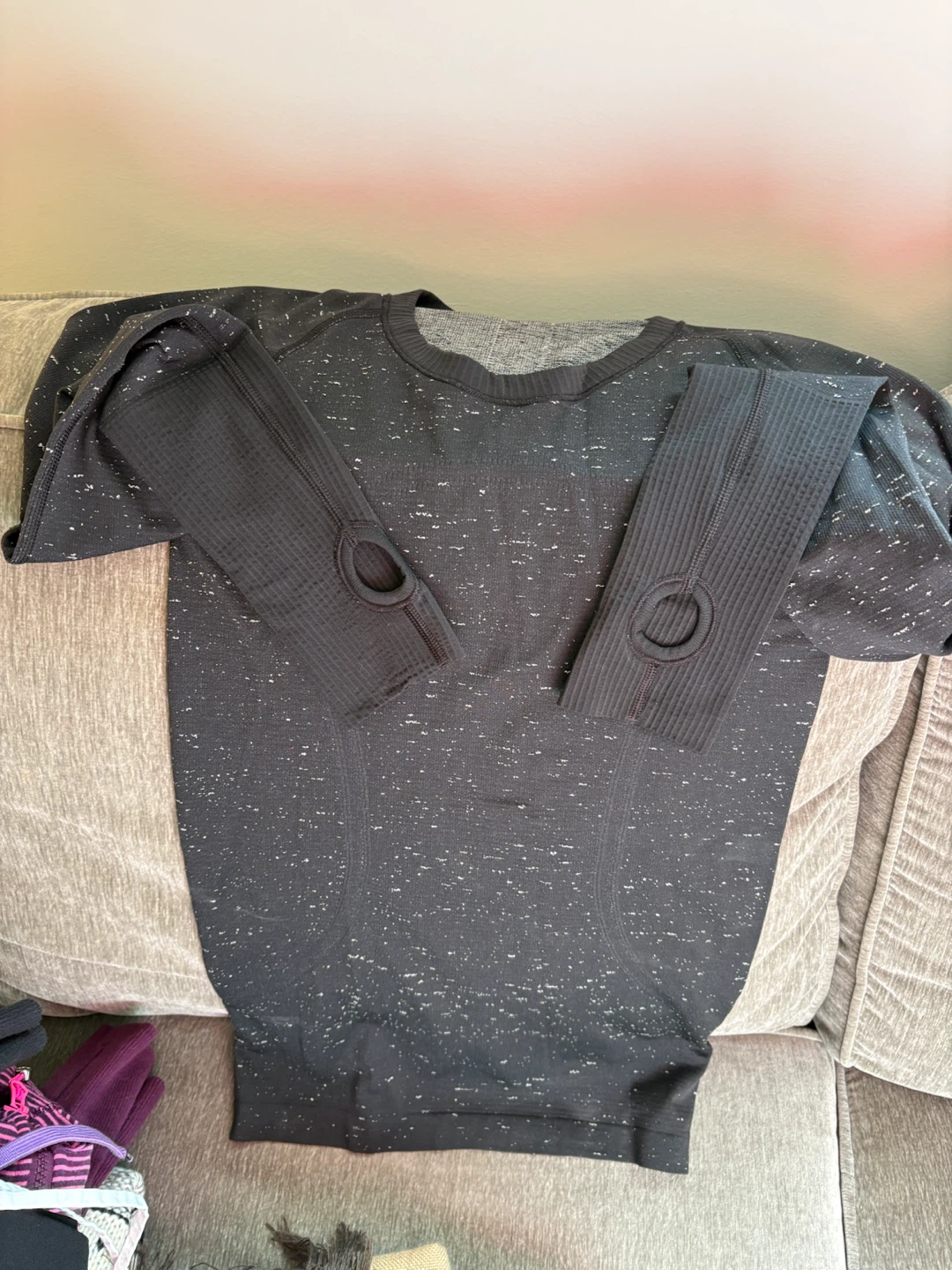 Lululemon Women's Hoodie and Shirt Set - photo 2