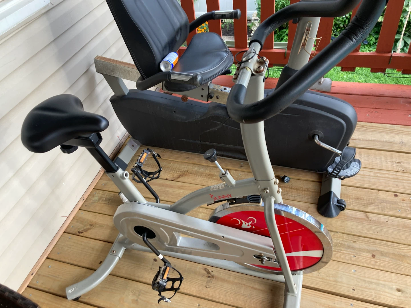 Sunny Health & Fitness Exercise Bike