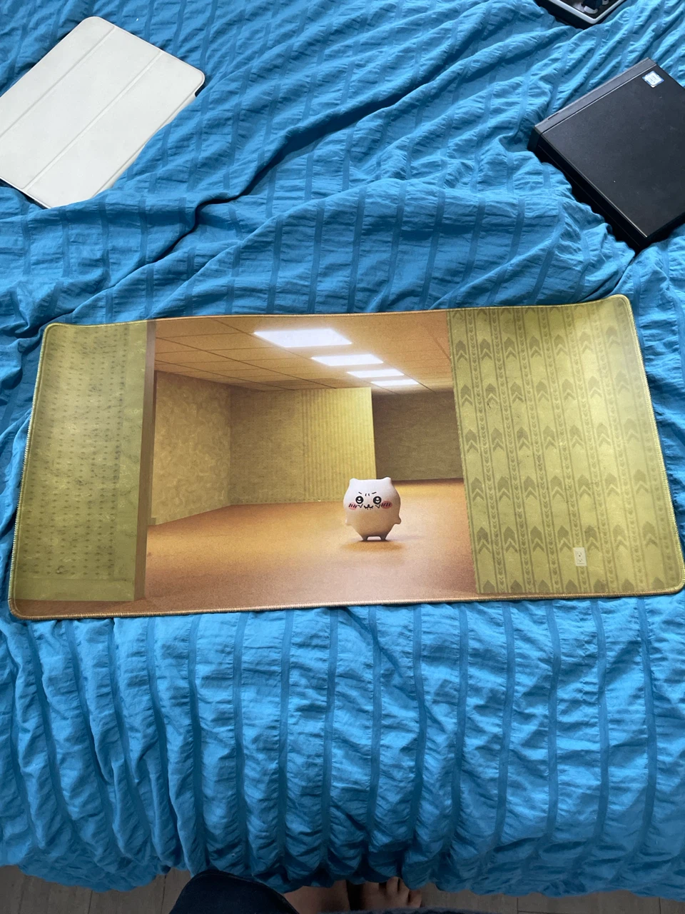 Backrooms Cute Cat Large Desk Mat - photo 2