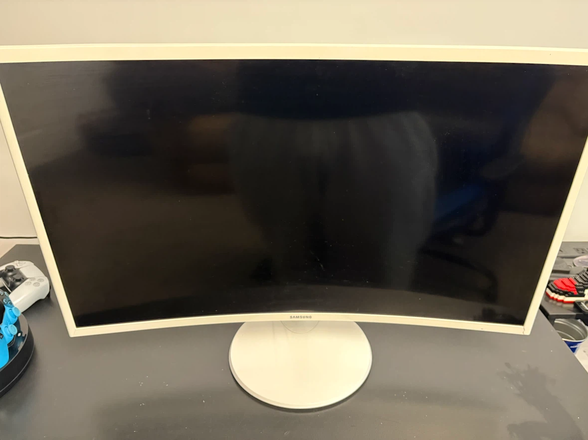 Samsung Curved Monitor White
