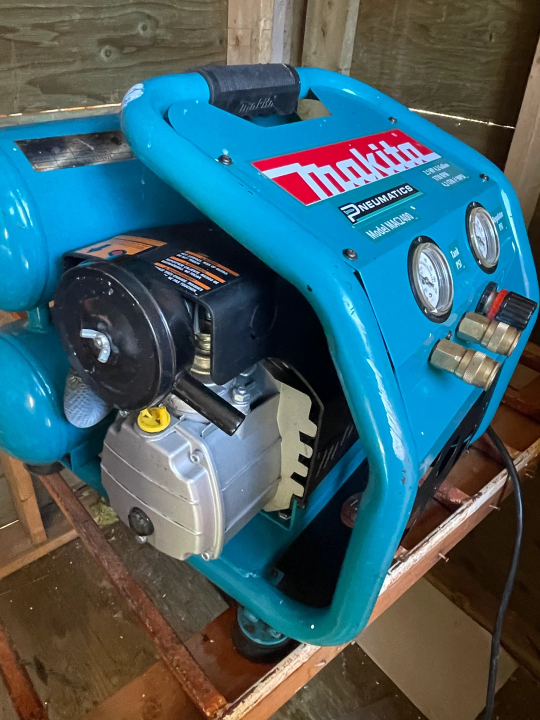 Makita MAC2400 Big Bore Air Compressor - photo 3