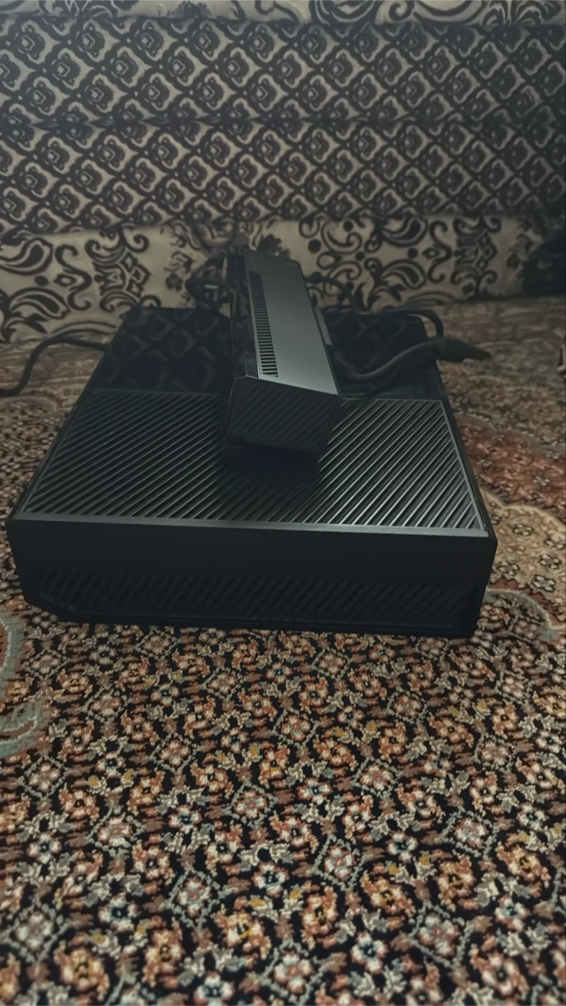 Microsoft Xbox One Console with Kinect - photo 3