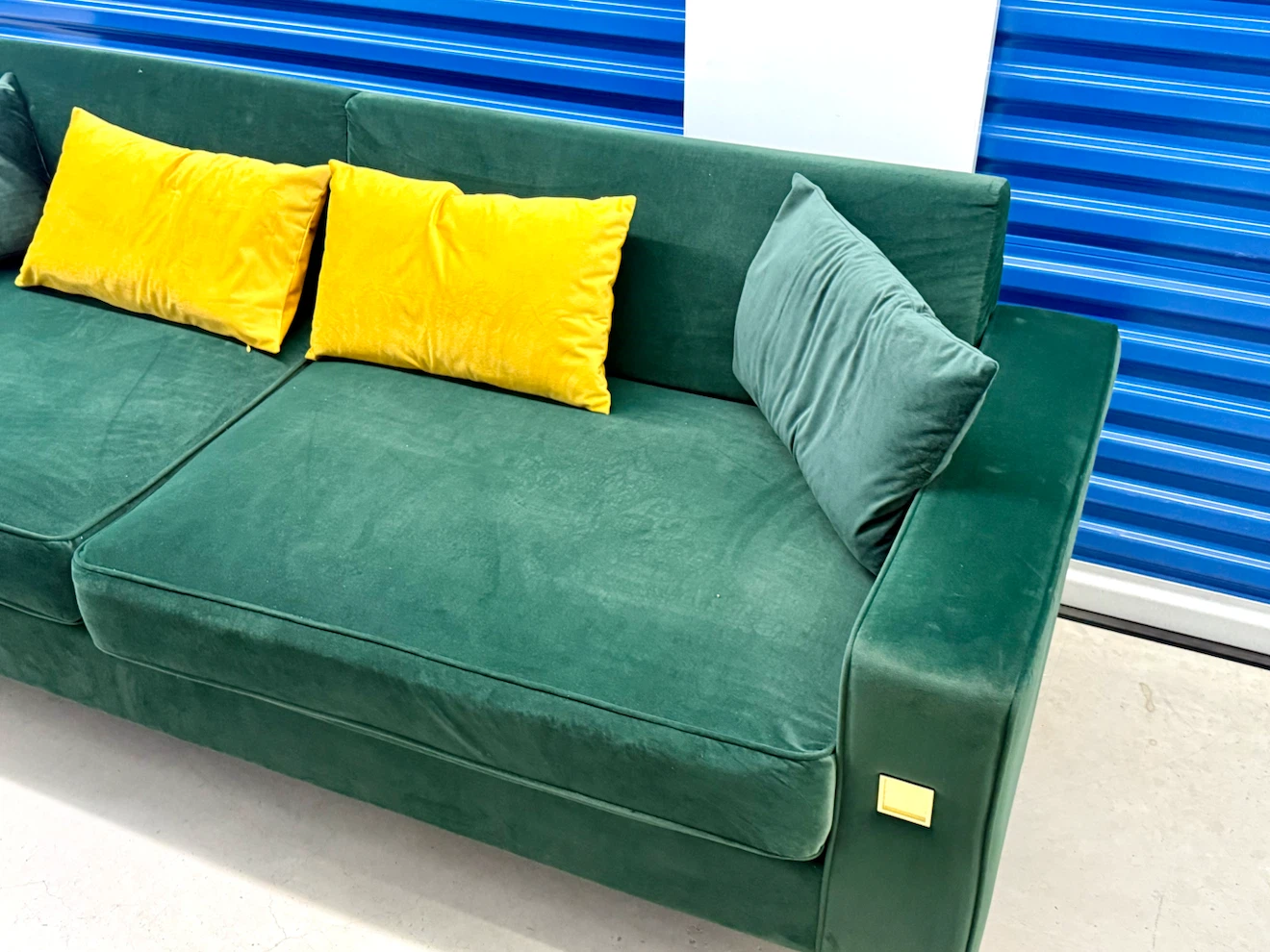 Velvet Sofa Green 3 seats. - photo 3