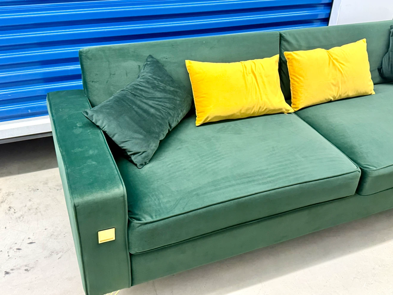 Velvet Sofa Green 3 seats. - photo 4