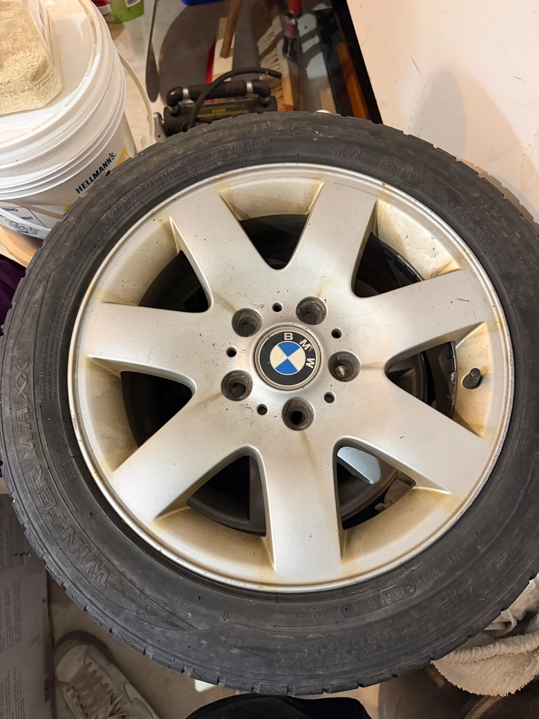 BMW OEM 16” alloys - photo 3
