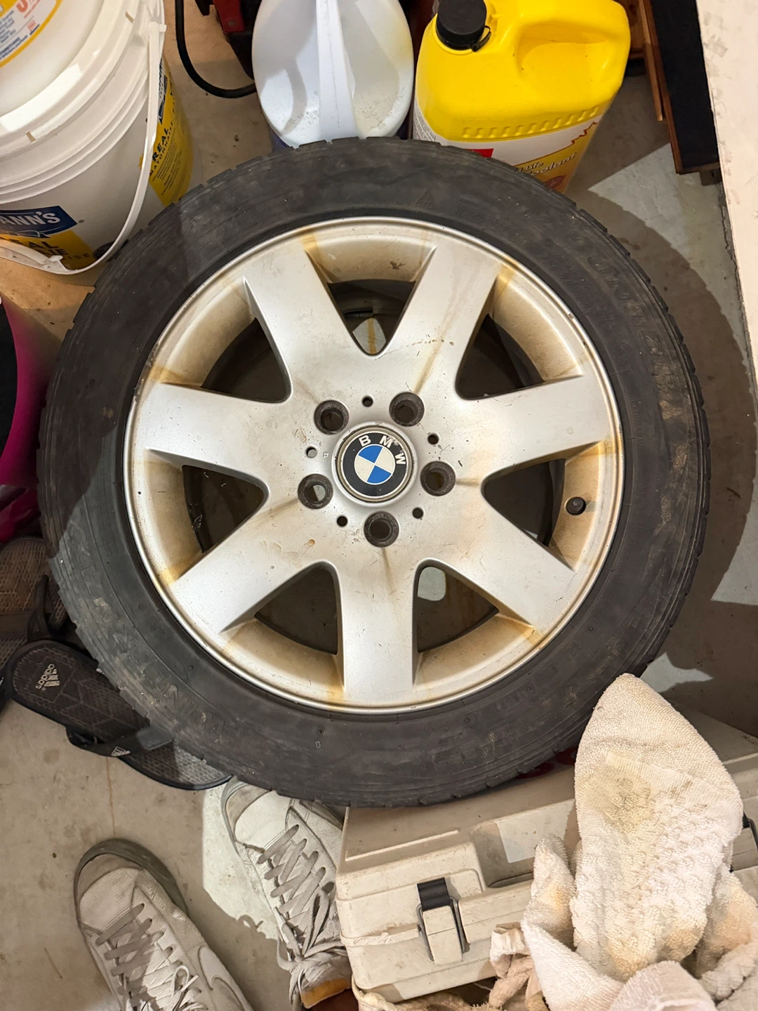 BMW OEM 16” alloys - photo 5