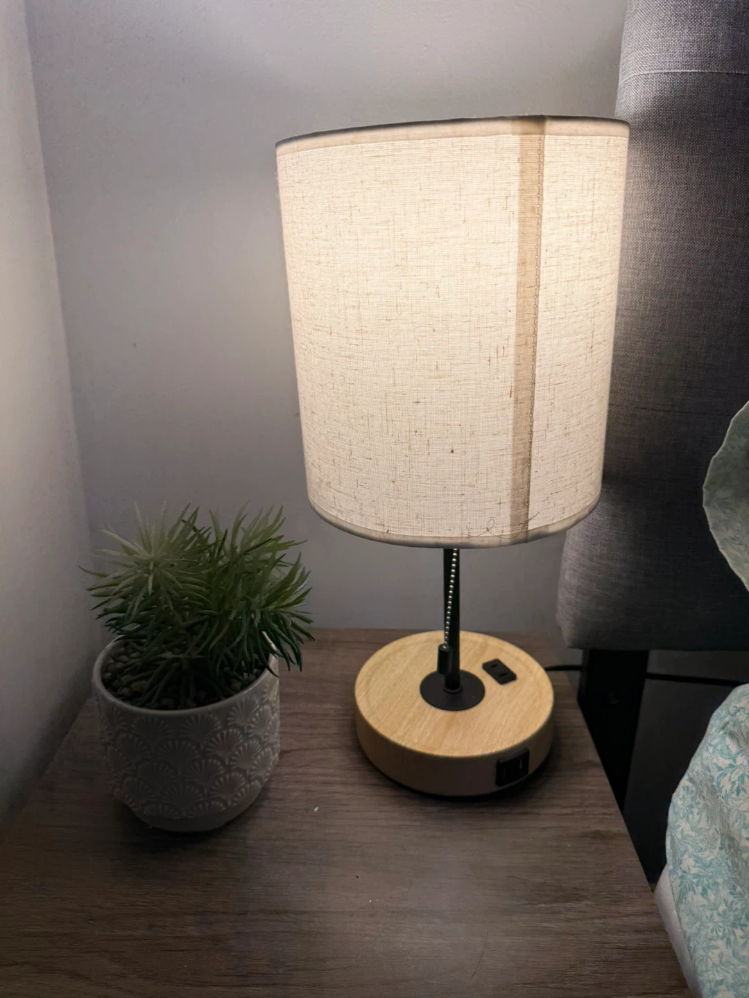 2 Modern Bedside Table Lamp with USB Port