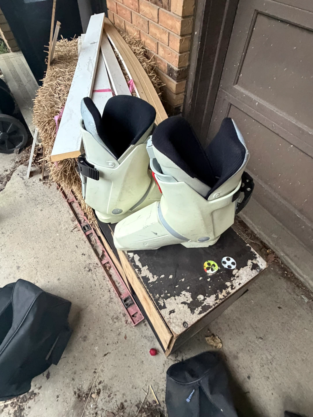 Fischer Skis and Lange Ski Boots - photo 2