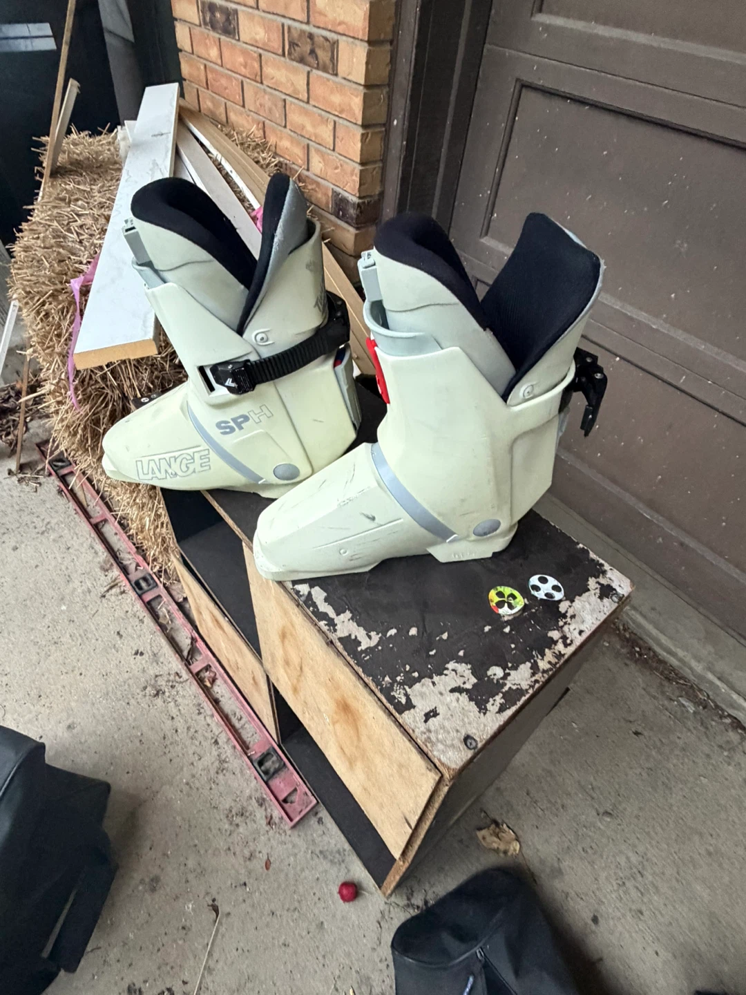 Fischer Skis and Lange Ski Boots - photo 3