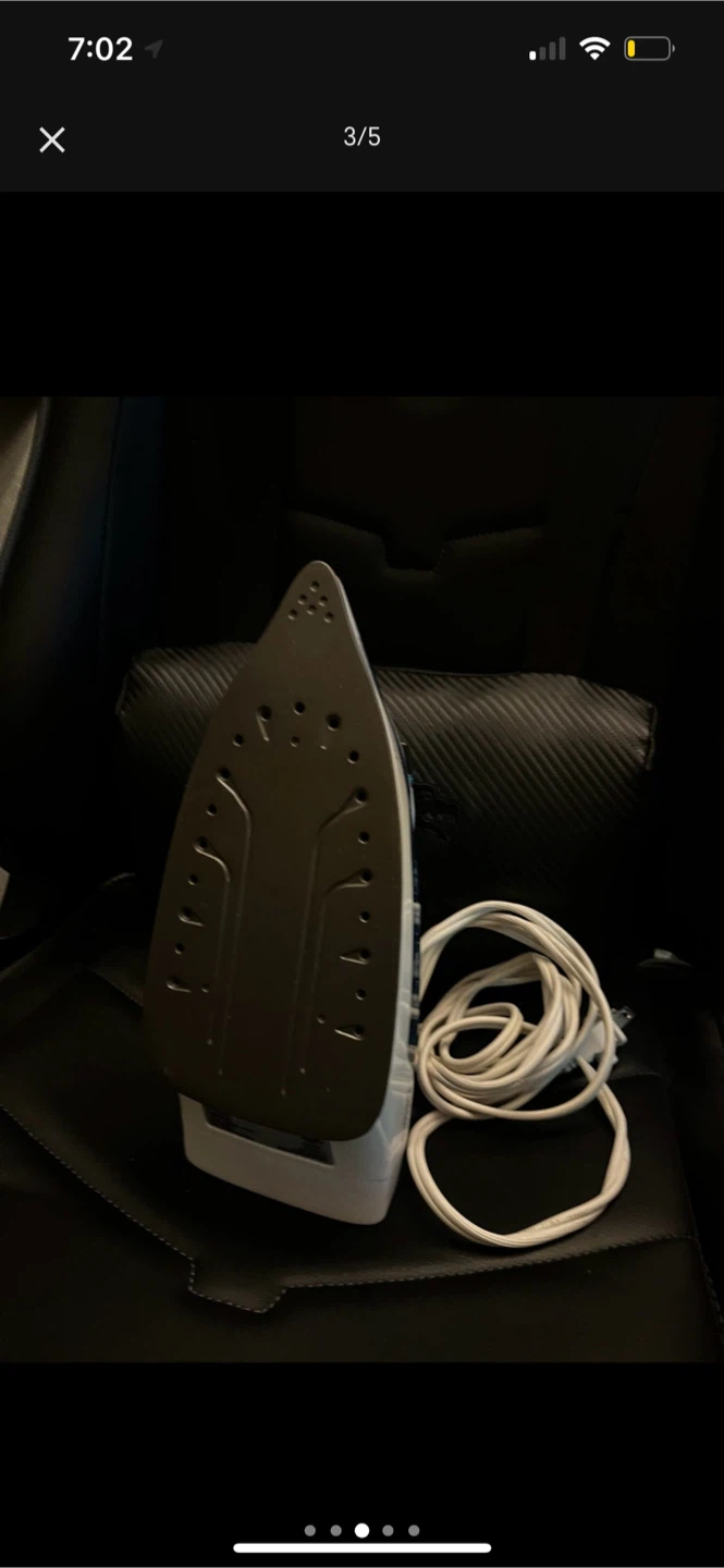 Black+Decker Iron - photo 3
