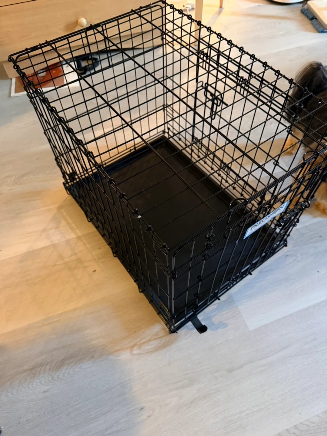 SMALL TWO DOOR COLLAPSIBLE DOG CRATE - photo 5