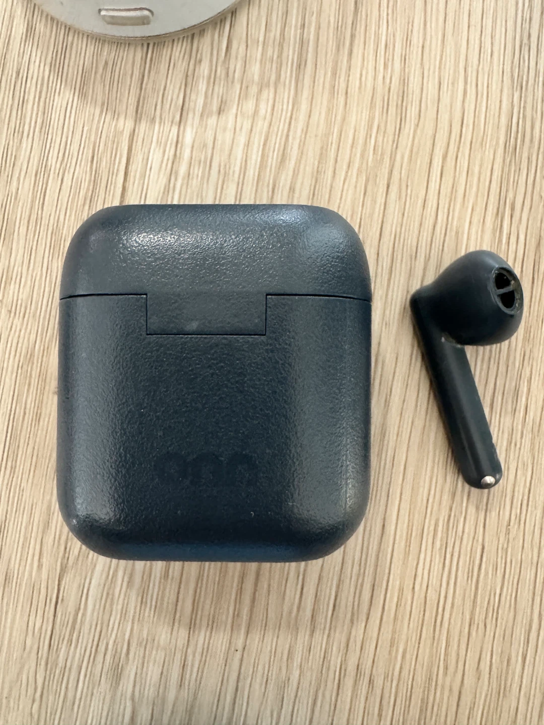 Ton of Sudio Wireless Earbuds - photo 3