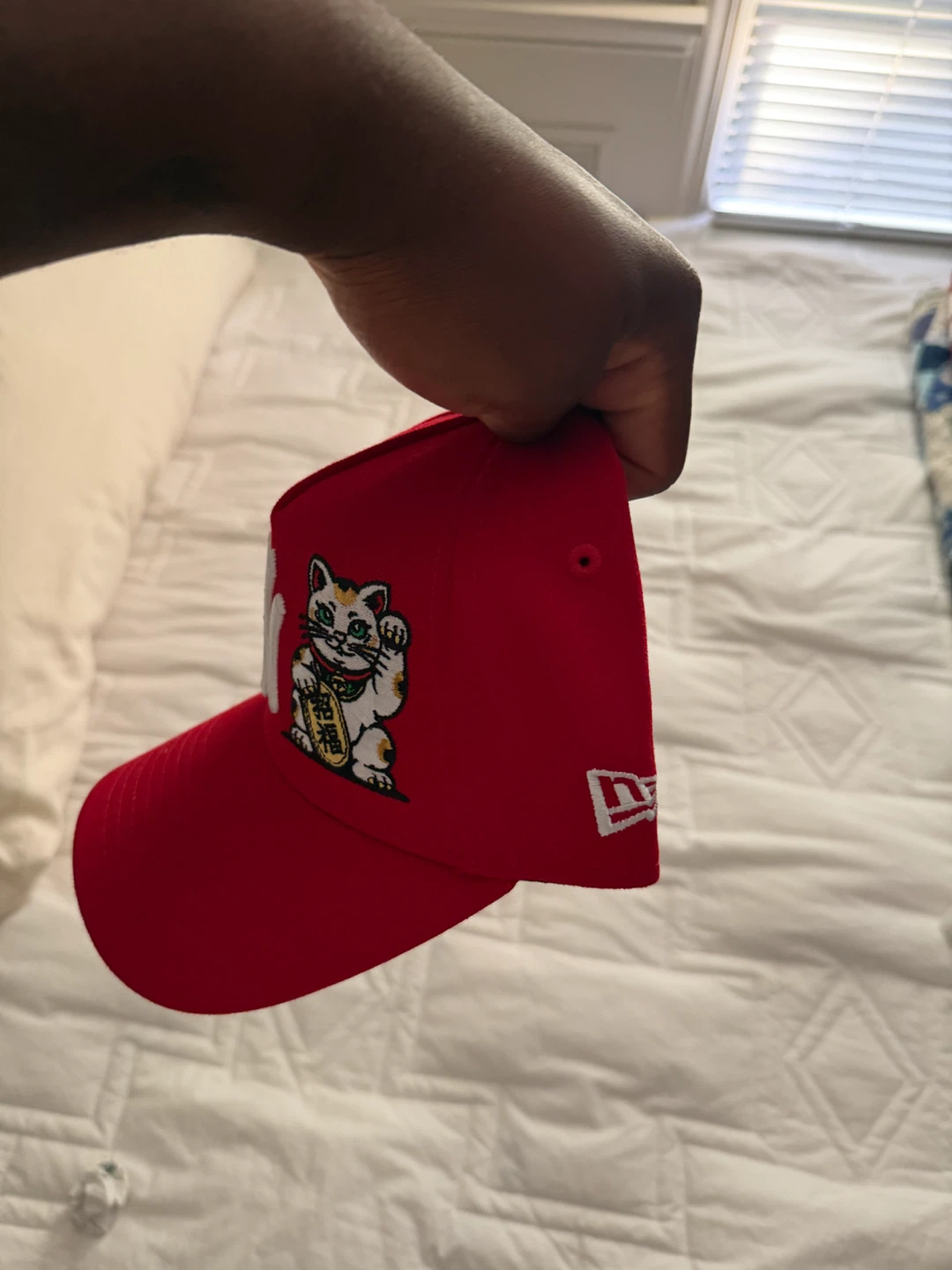 New Era  lucky cat 1999 World Series hat - photo 5
